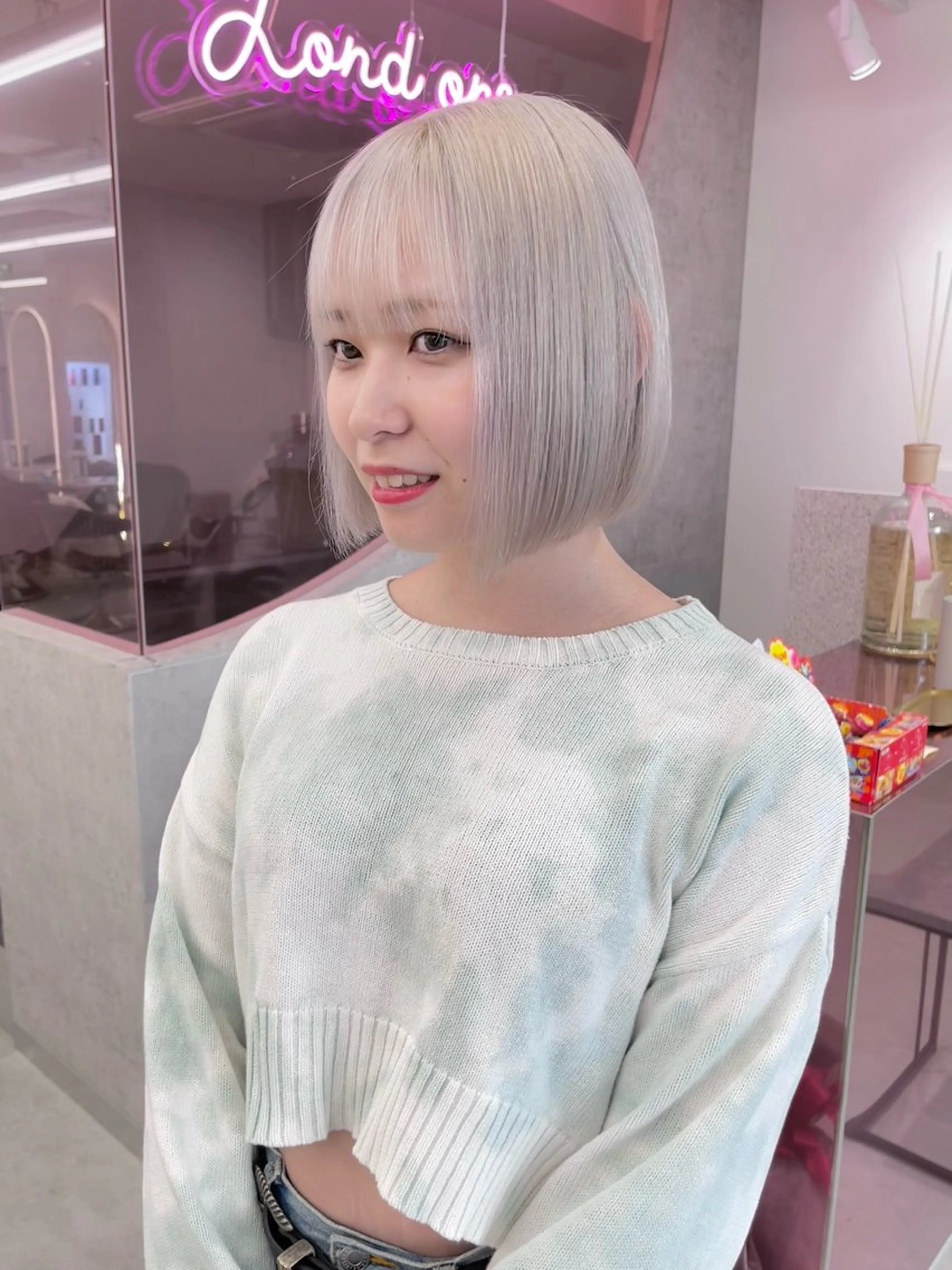 ショート 水原　悠吾 ELISS　ブリーチのヘアスタイル