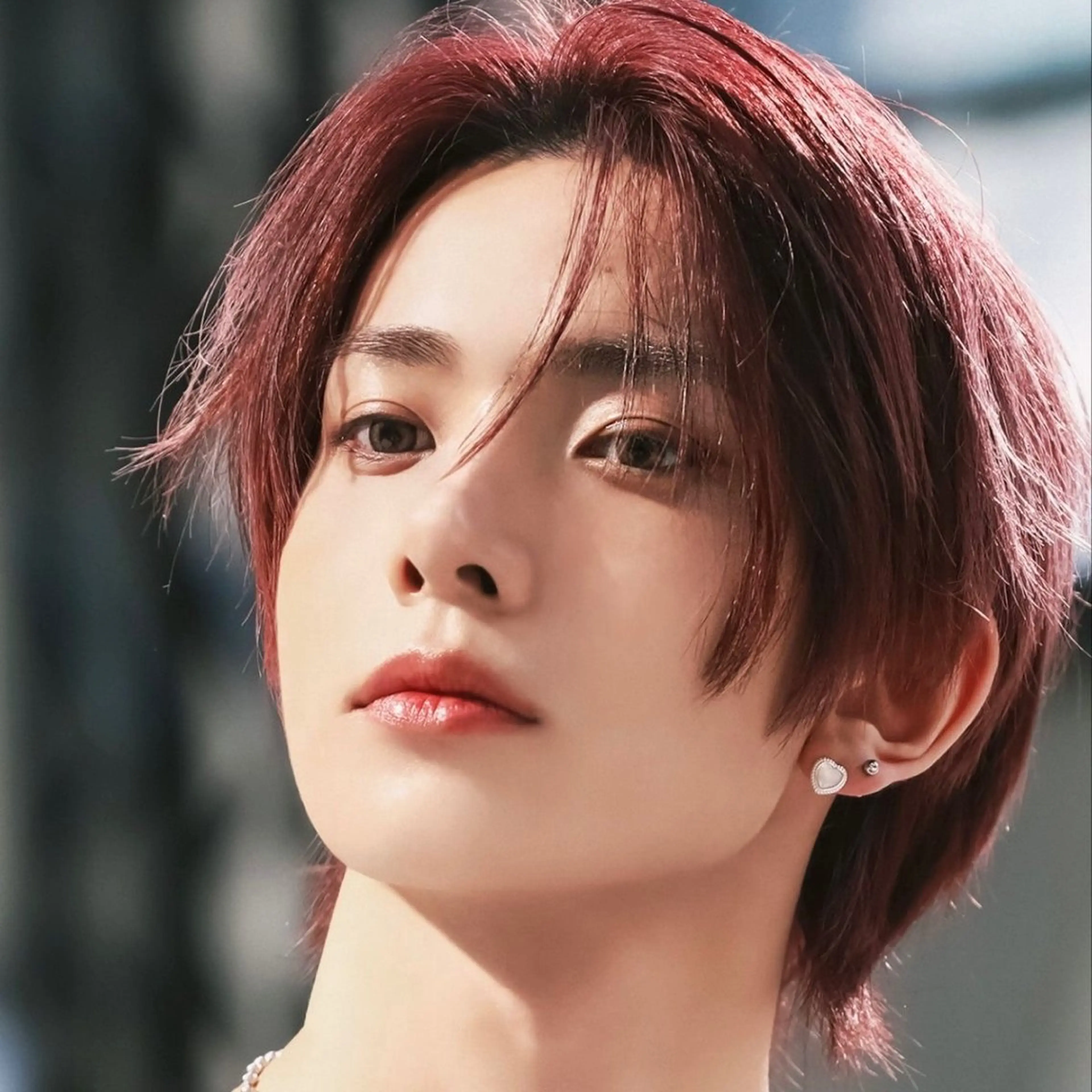 ミディアム カラー メンズ 岡田大志🇰🇷 中/韓メンズヘアのヘアスタイル