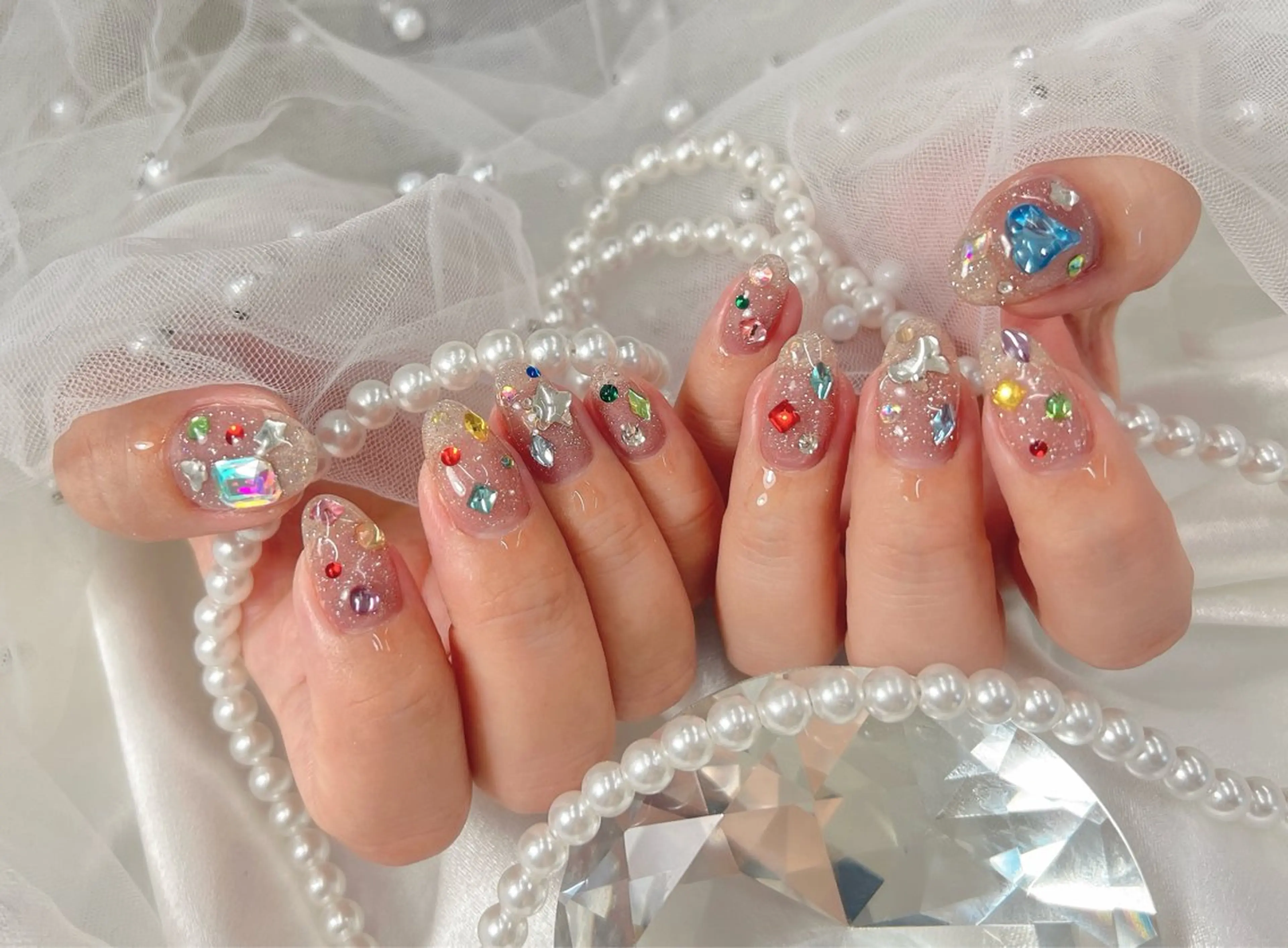 ネイル ハンドネイル bijou nails　蓮のネイルデザイン