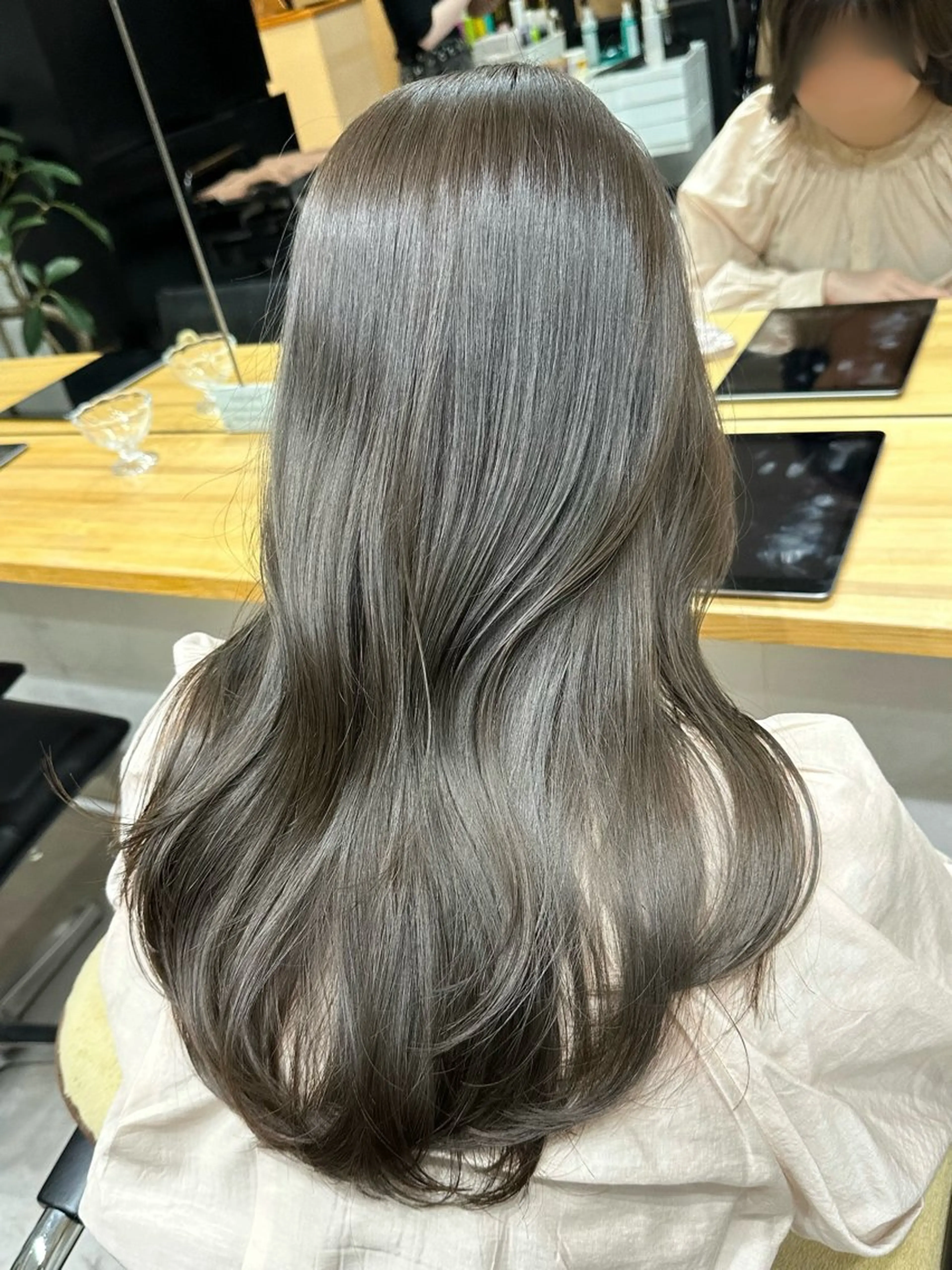 セミロング カット ヘアカラー トリートメント ✨透明感カラー/縮毛 恵比寿HAYATO✨のヘアスタイル