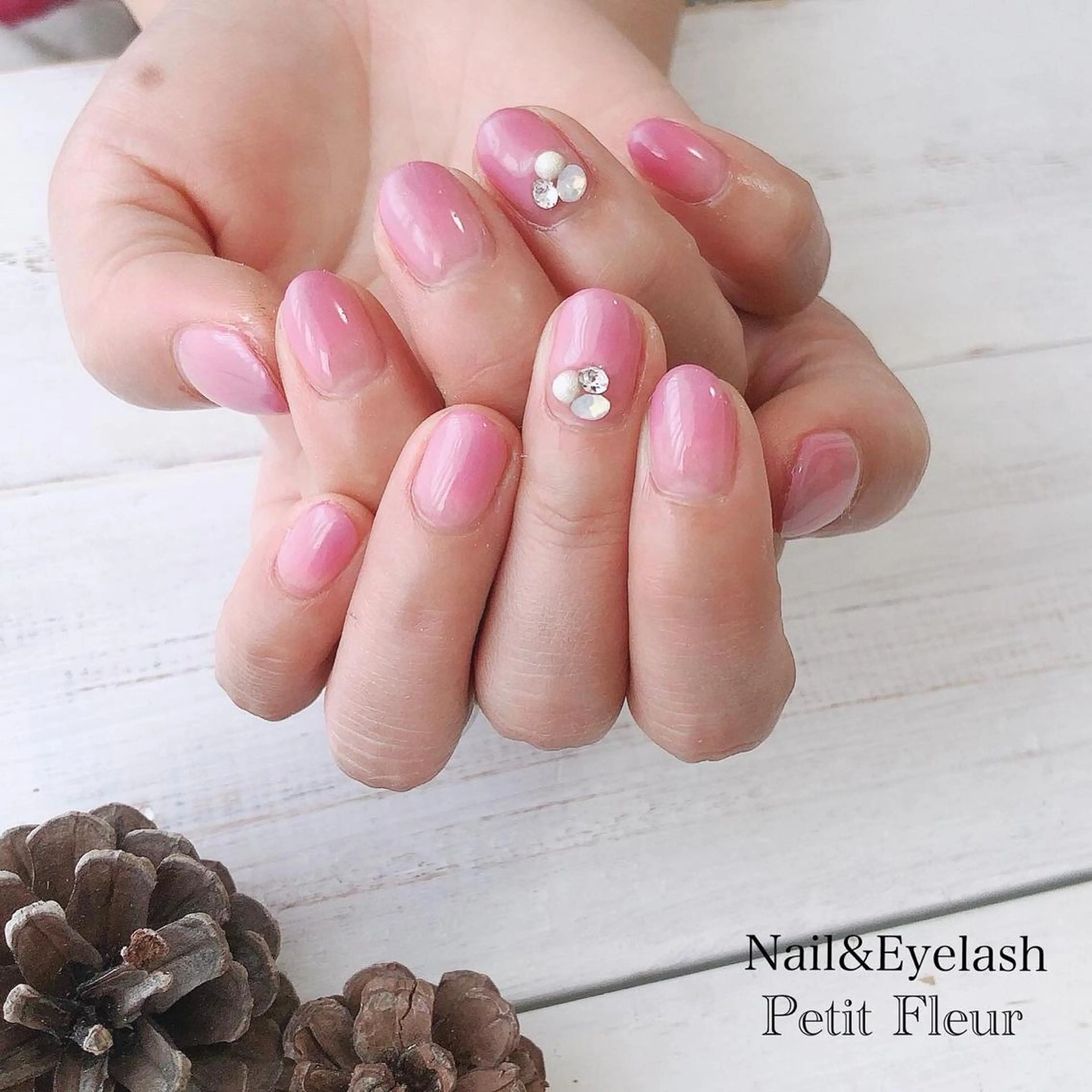 ネイル 青柳 亜梨奈のマツエク・マツパデザイン