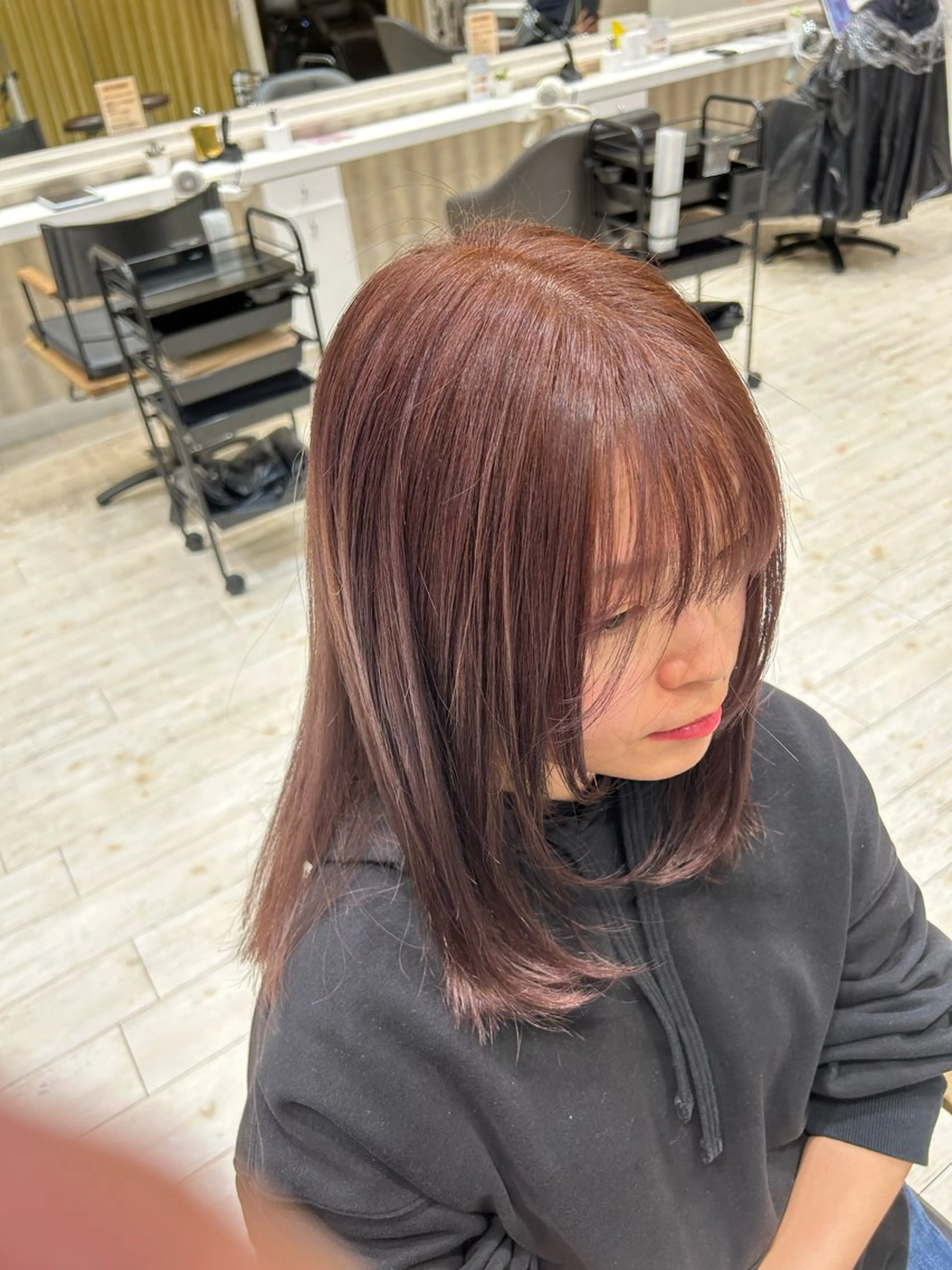 ミディアム ヘアカラー 池田 翔元のヘアスタイル