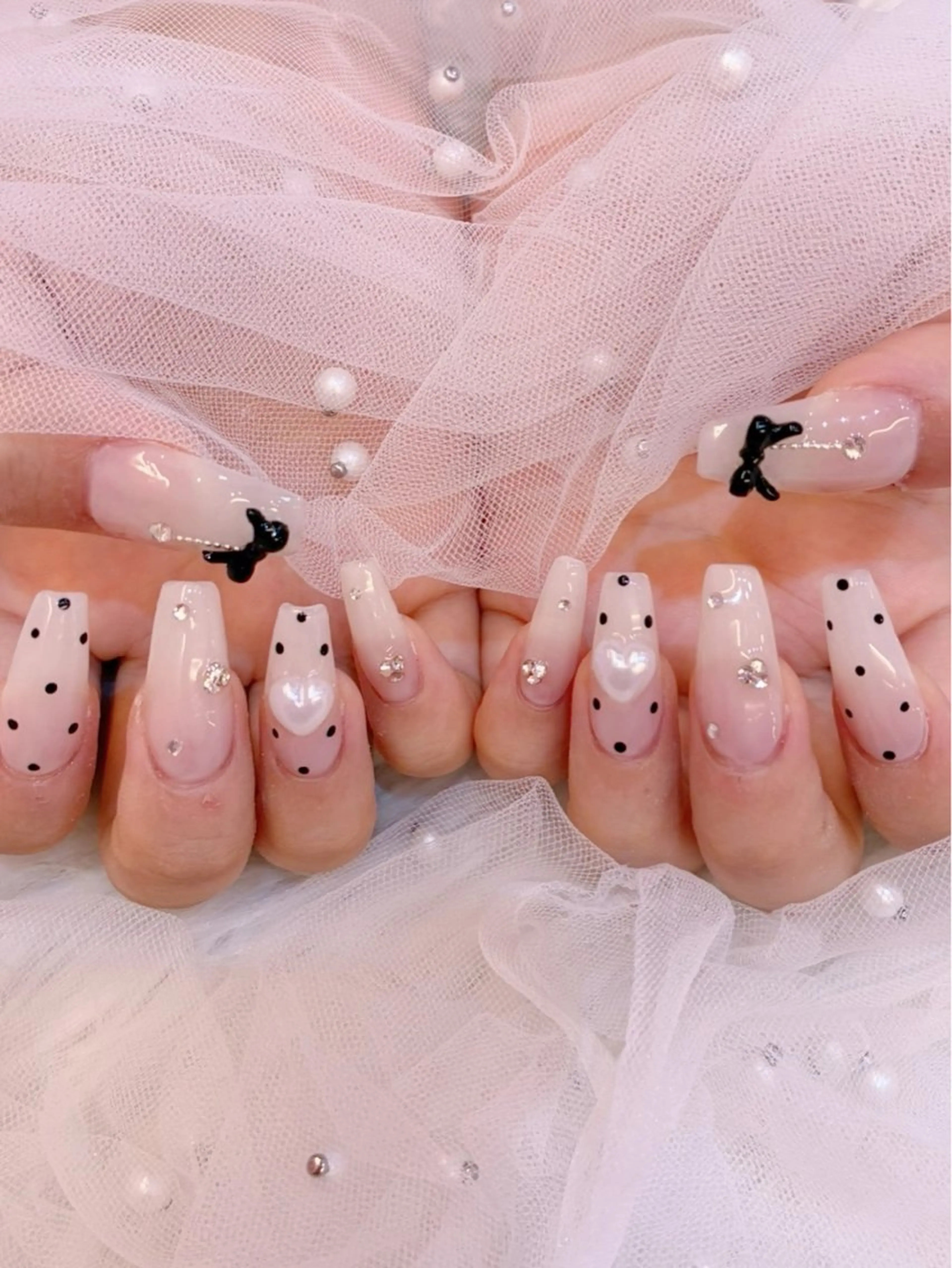 ネイル ドット シンプルネイル ハンドネイル KIREIE Chinatsuのネイルデザイン