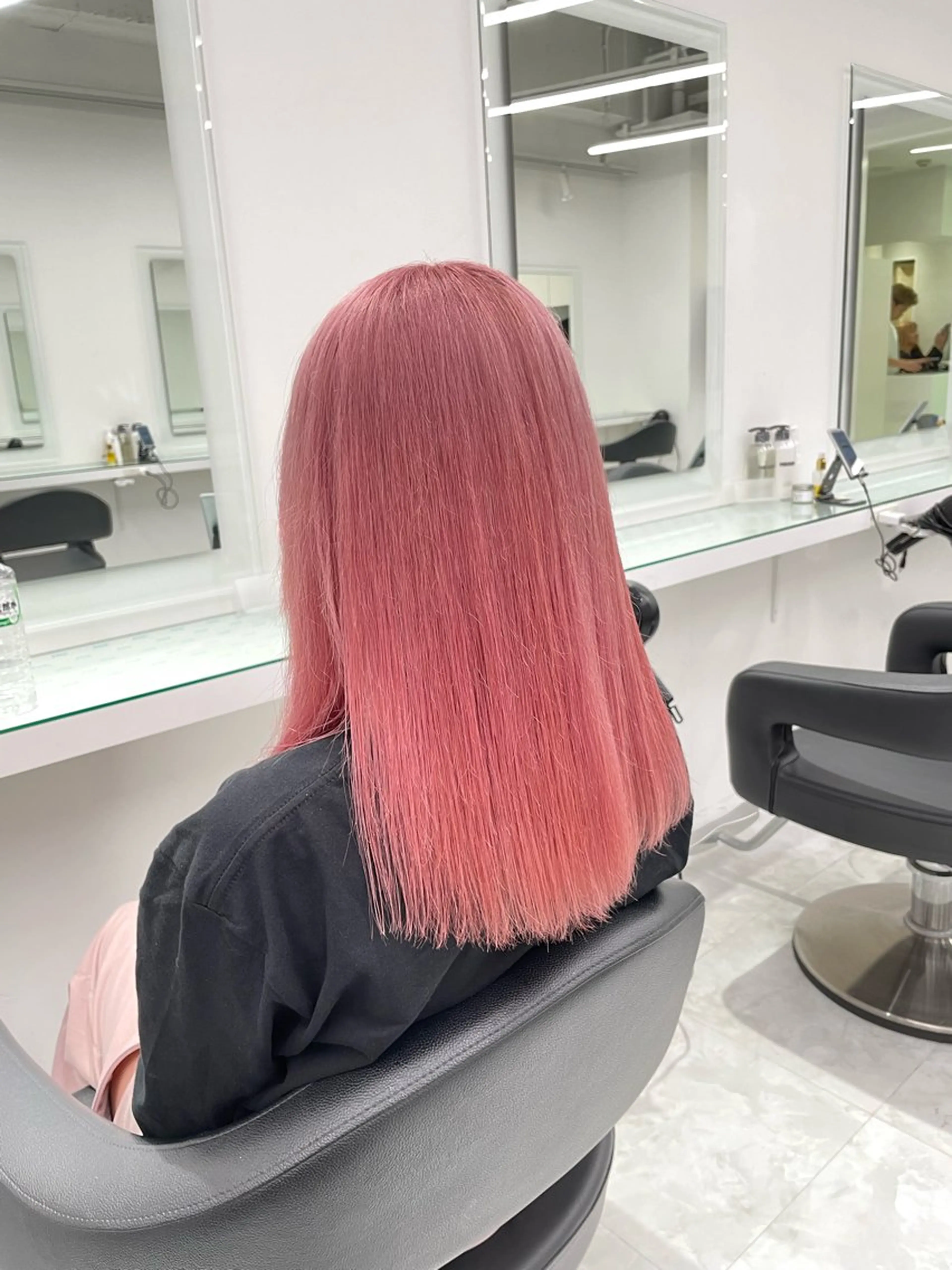 ロング カラー ヘアアレンジ ヘアカラー トリートメント ヘッドスパ ヘアセット ハイトーン艶カラー 🤍ゆうひのヘアスタイル