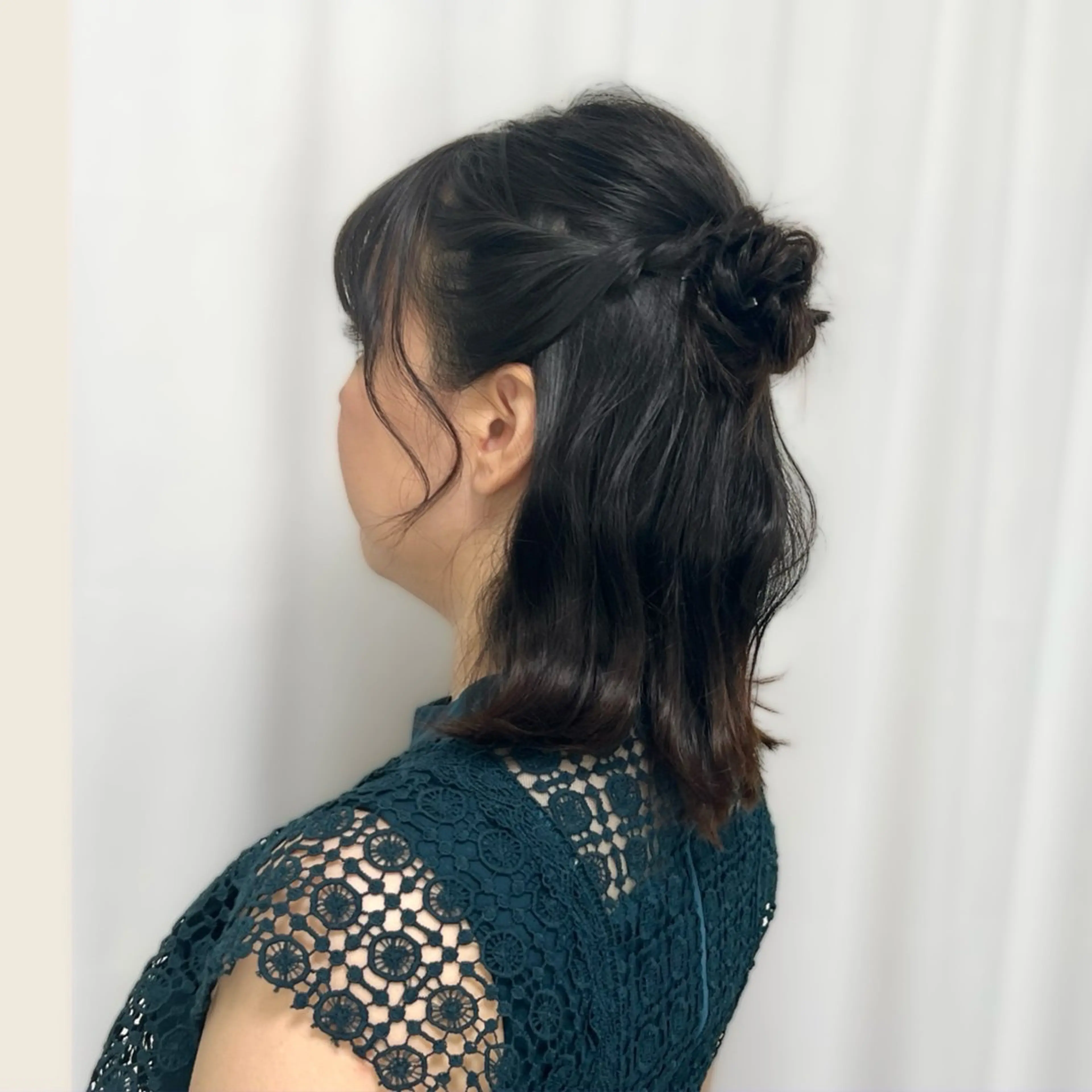 ヘアアレンジ ハーフアップ お団子ヘア リクエスト受付中🪞 CHATEAUのヘアスタイル