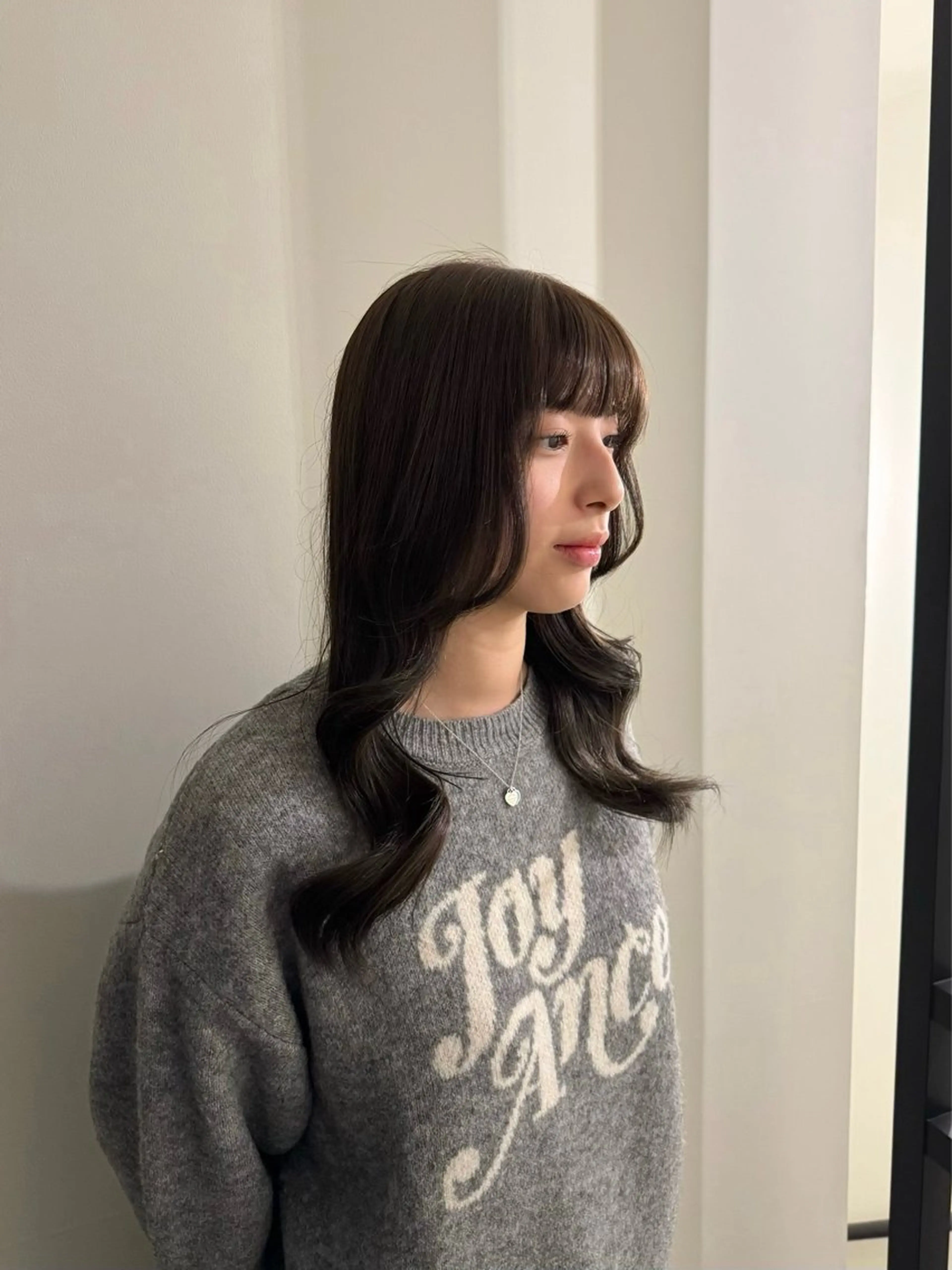 ロング カラー 内沼 恵留菜のヘアスタイル