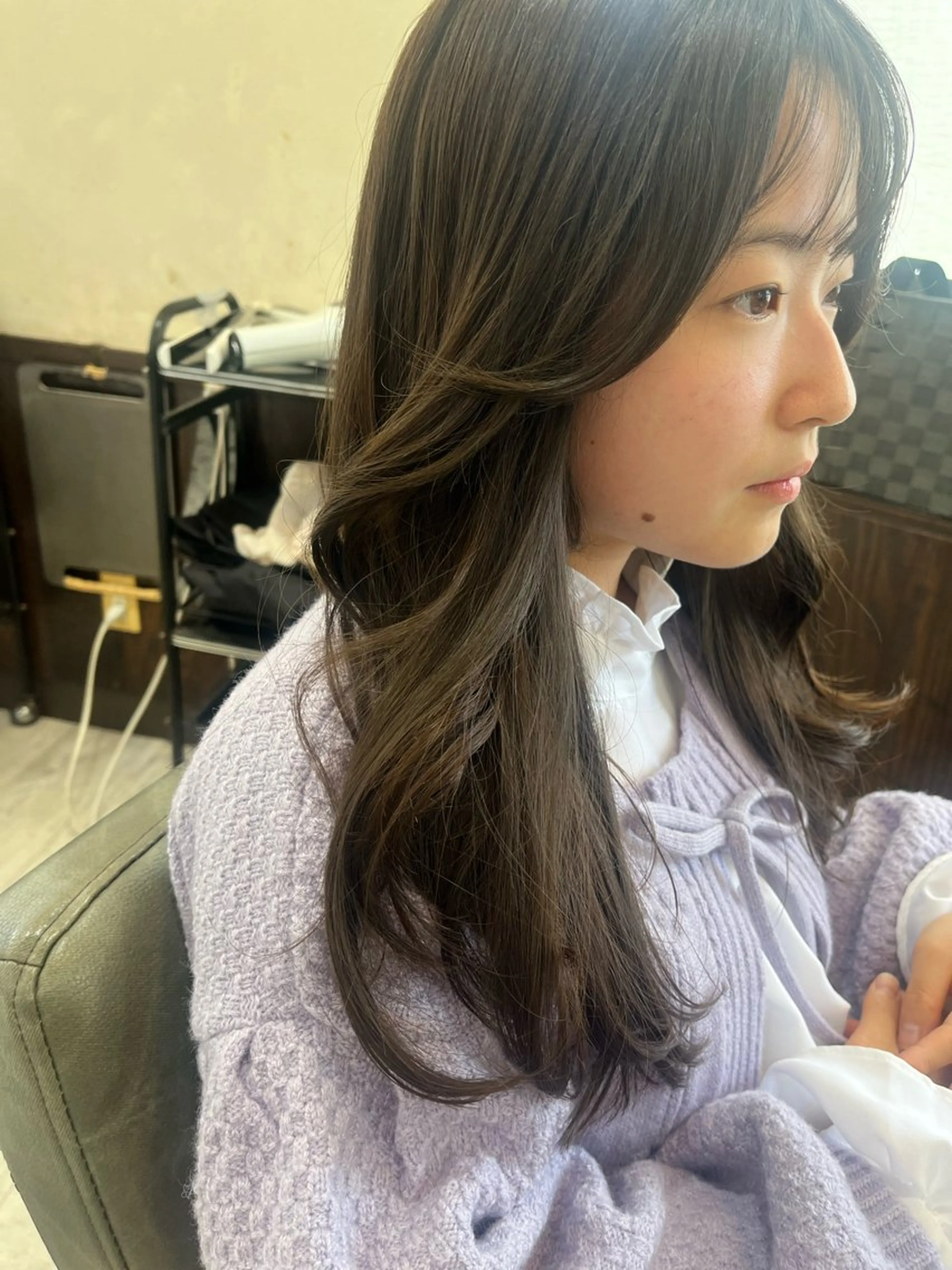 ロング カット ヘアカラー 佐藤 瑚碧のヘアスタイル