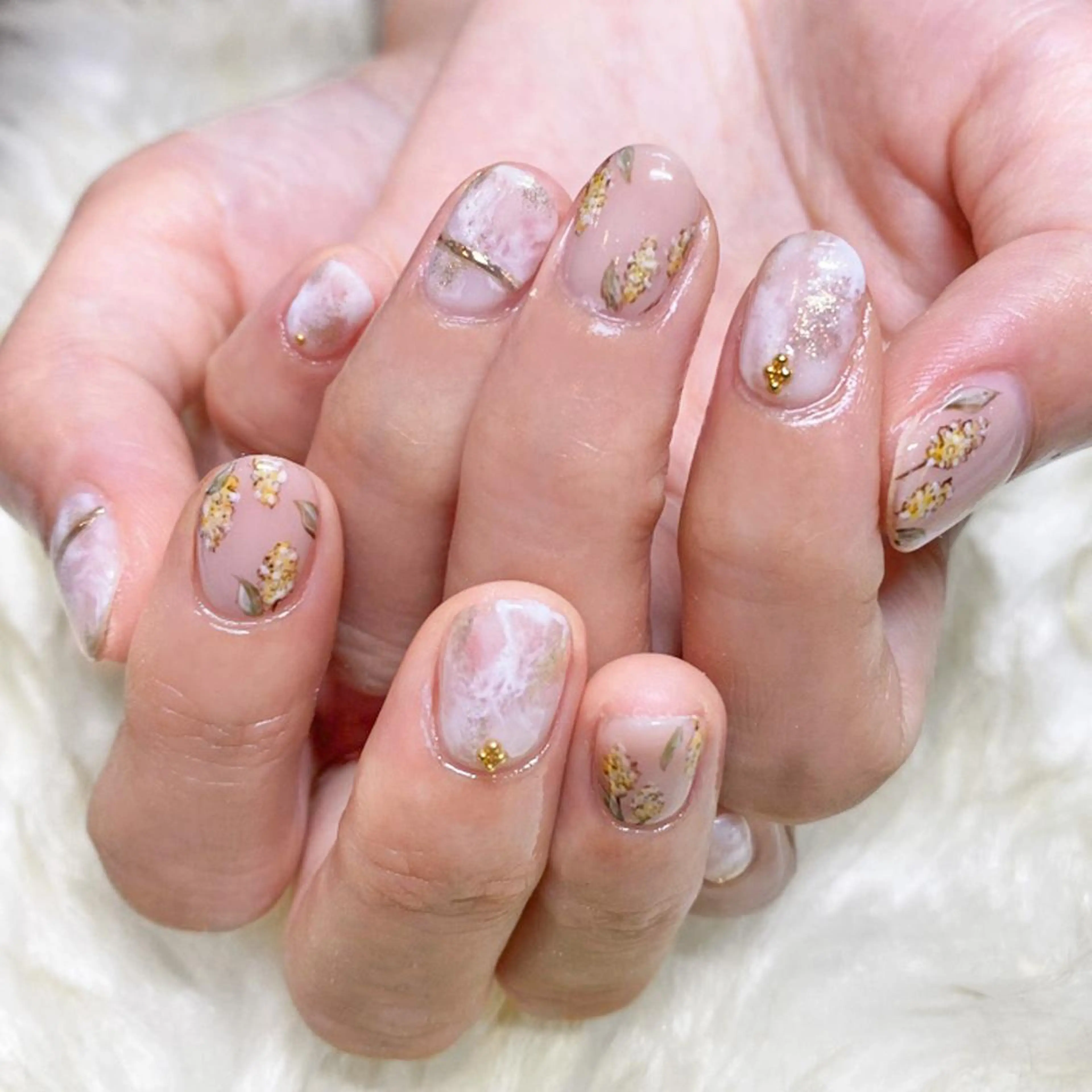 ネイル Miku. Nのネイルデザイン