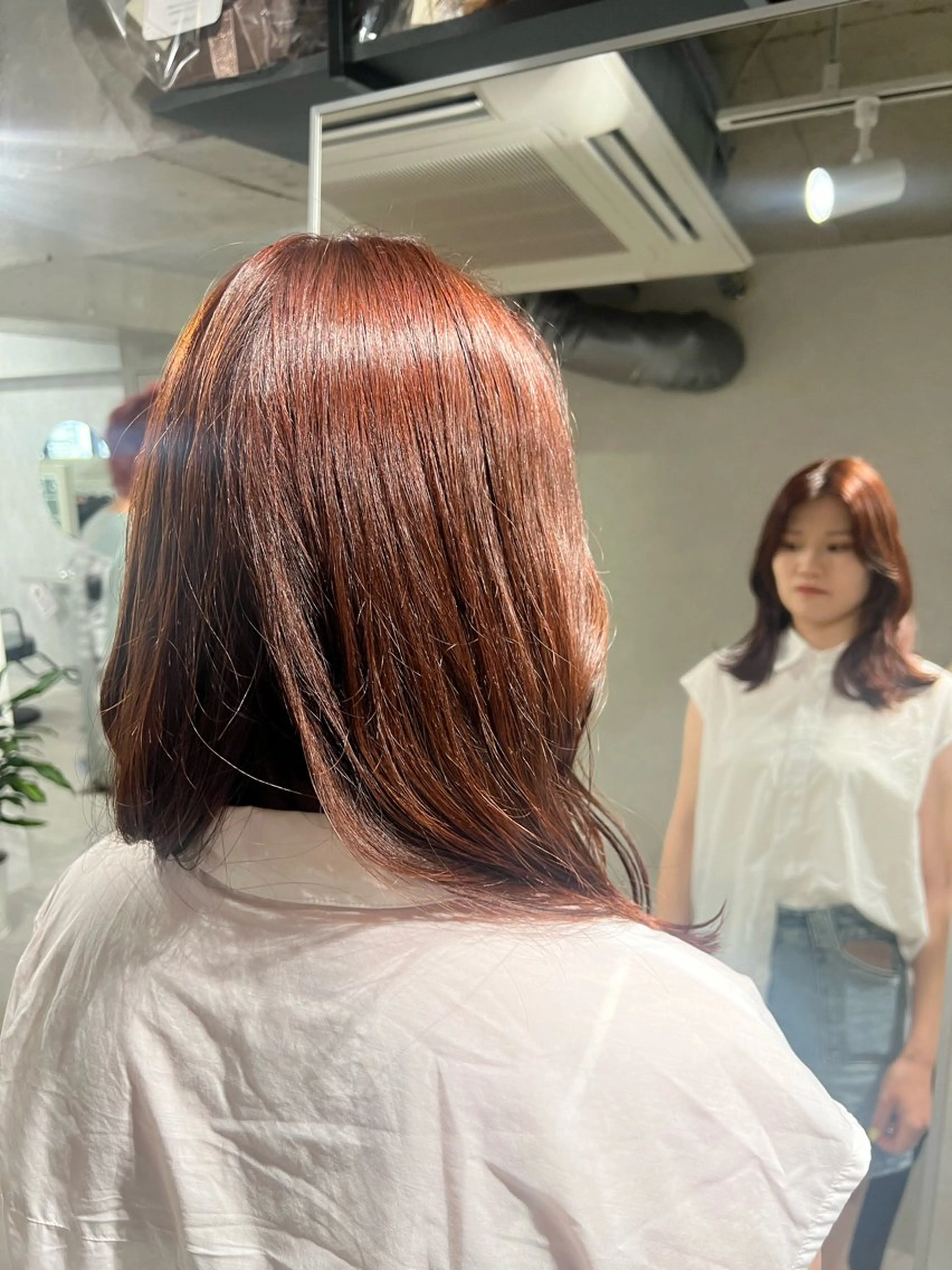 セミロング Loem【ロエム】所属・RINA 【Loem】のヘアスタイル