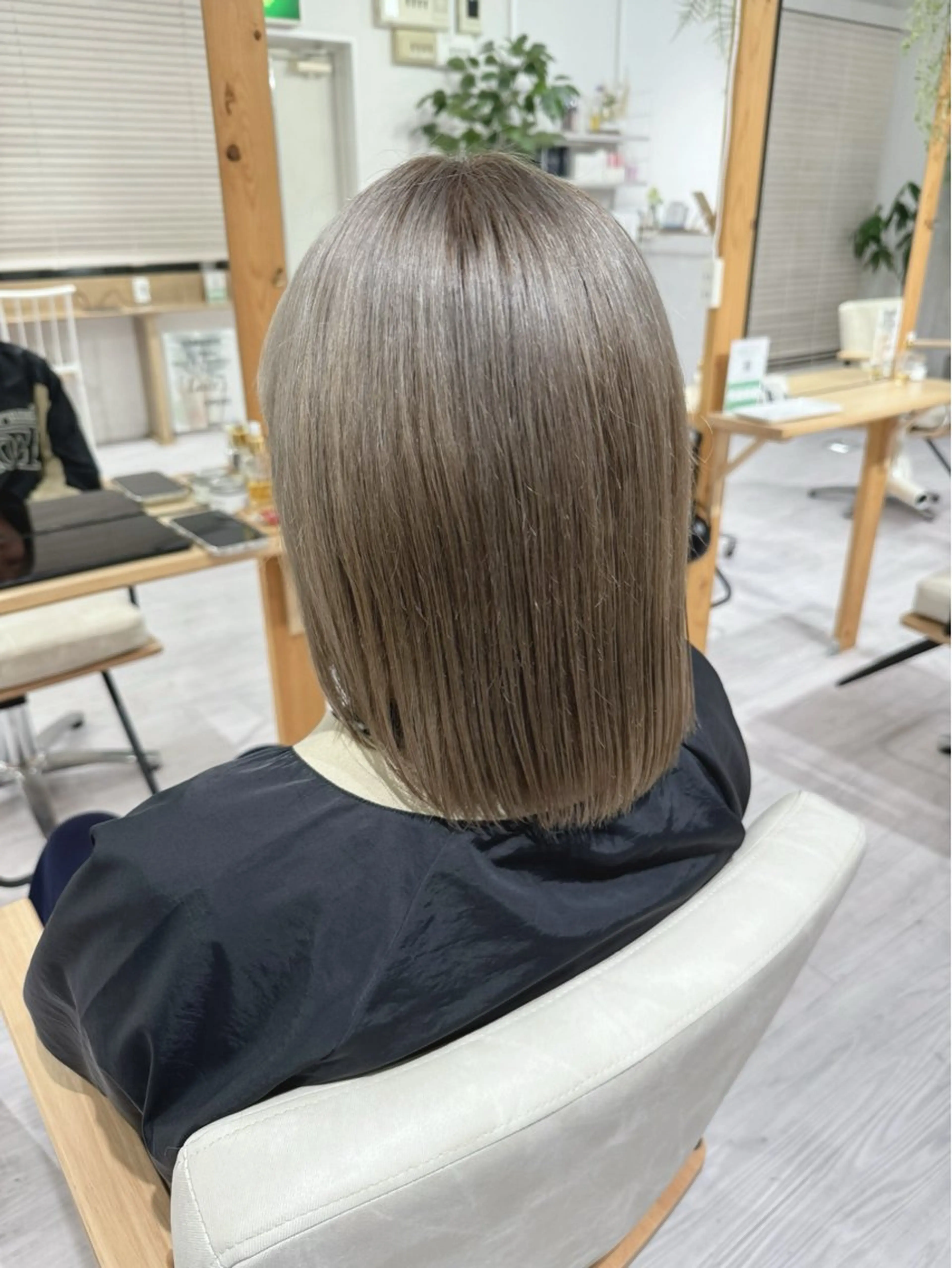 ミディアム カラー NANAMI 【Rico】のヘアスタイル