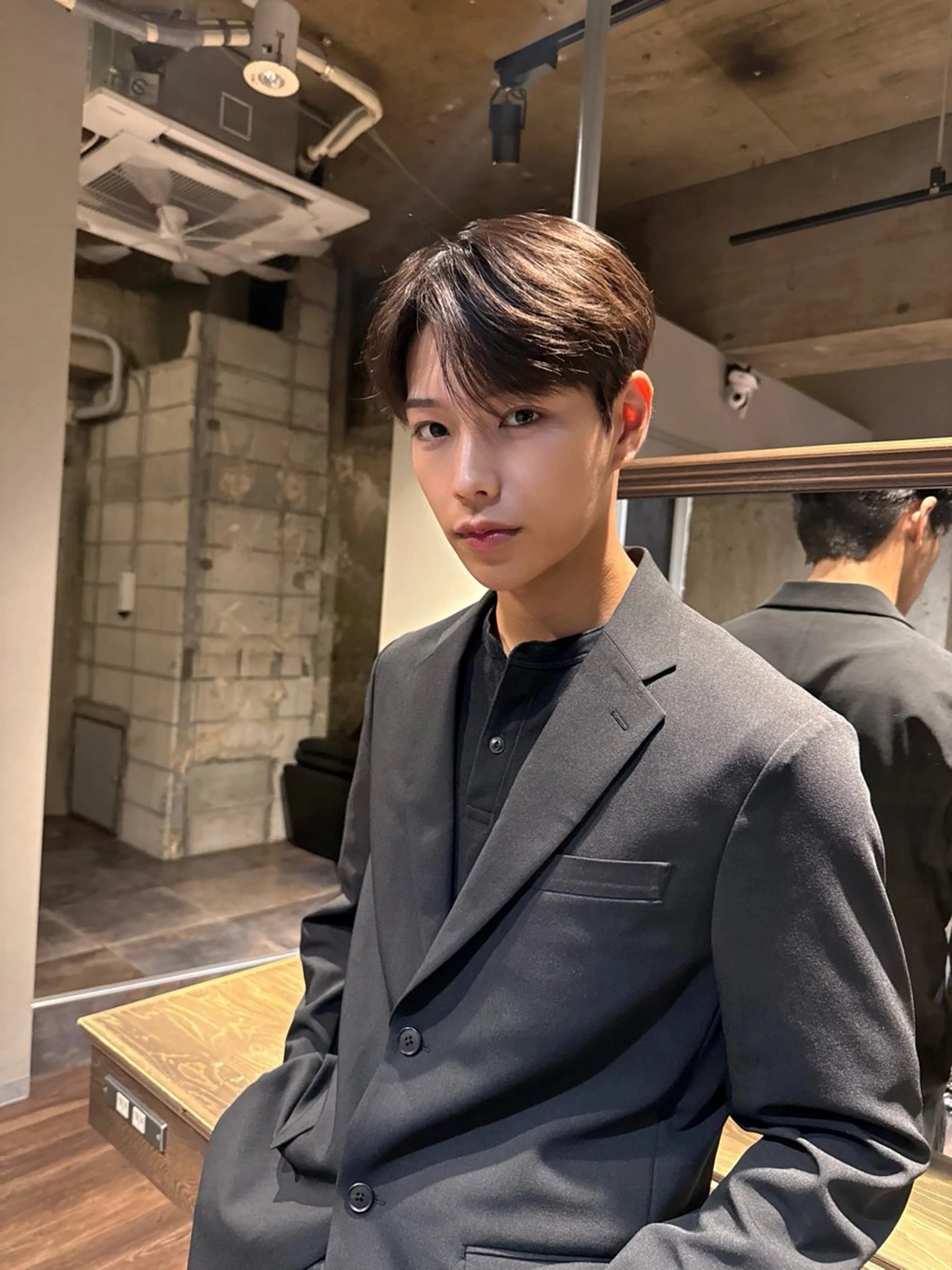 ショート パーマ メンズ センターパート ダウンパーマ メンズパーマ ニュアンスパーマ メンズ/佐藤 恒輝のヘアスタイル