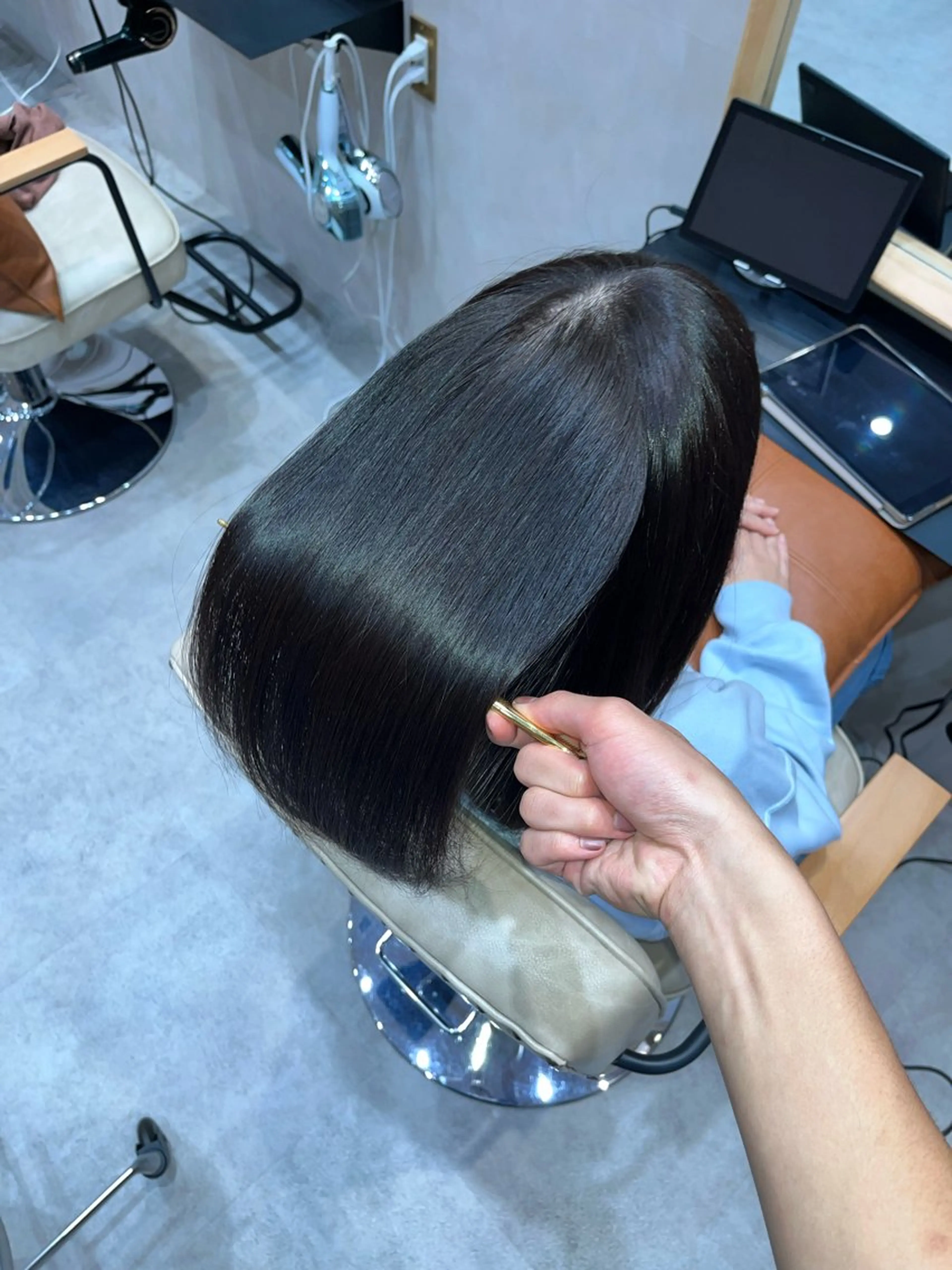 ミディアム ヘアカラー 髪質改善/艶髪特化 /透明感✨️こうめいのヘアスタイル