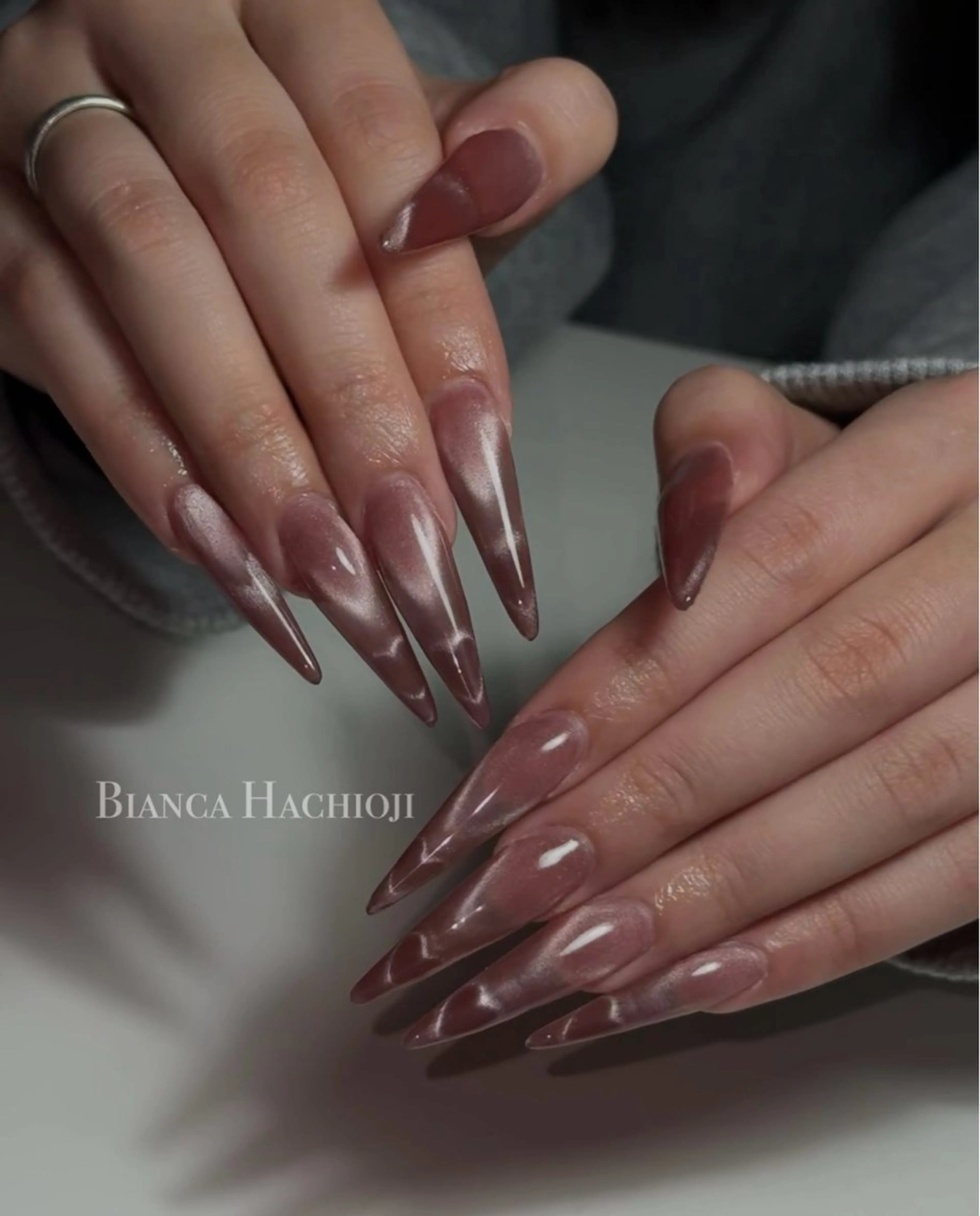 ネイル フレンチネイル ハート マグネットネイル マグネットフレンチ ハンドネイル Bianca🦋 AIRAのネイルデザイン