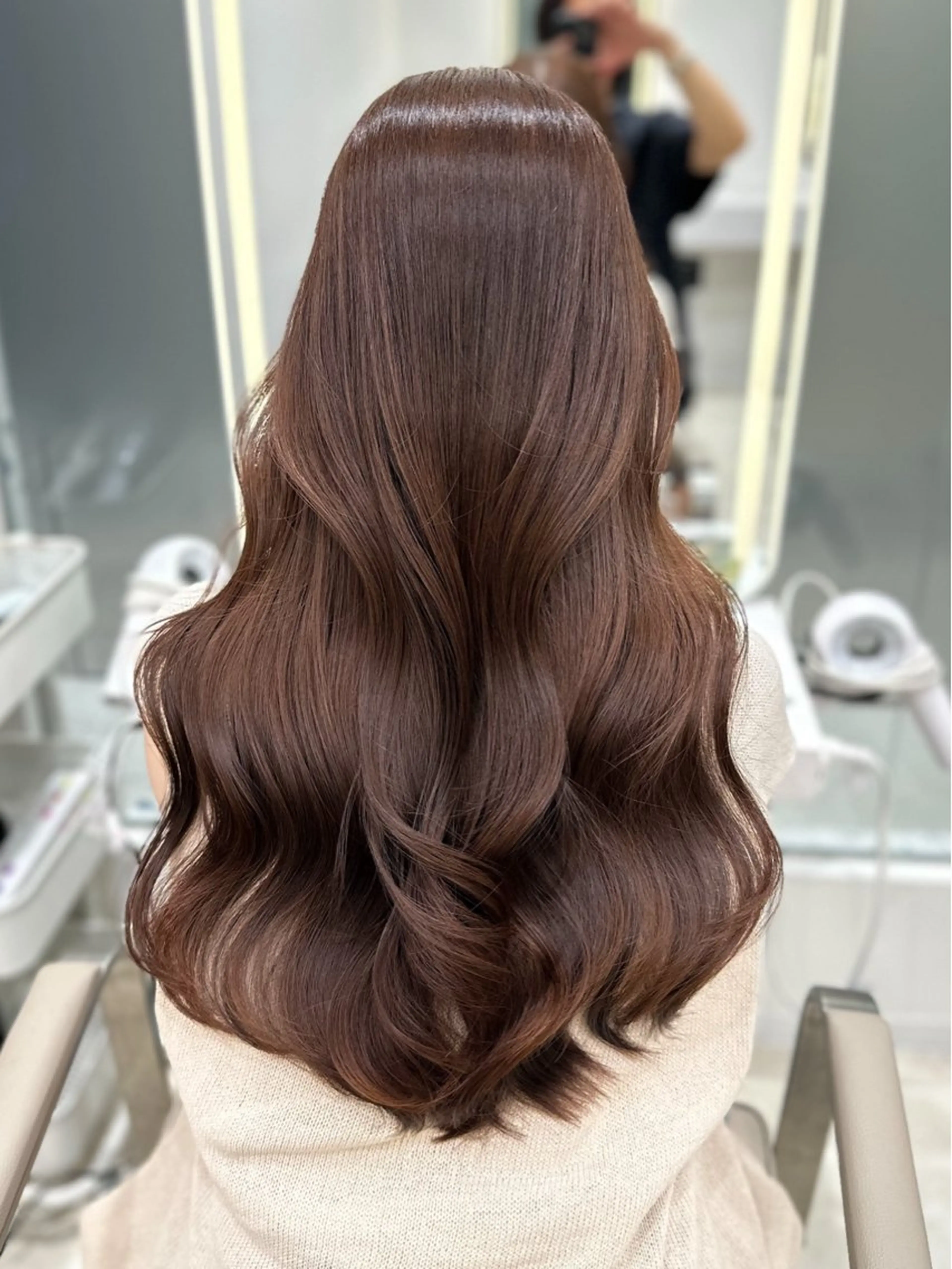 ロング カラー IVE（イヴ）所属・IVE jukuのヘアスタイル