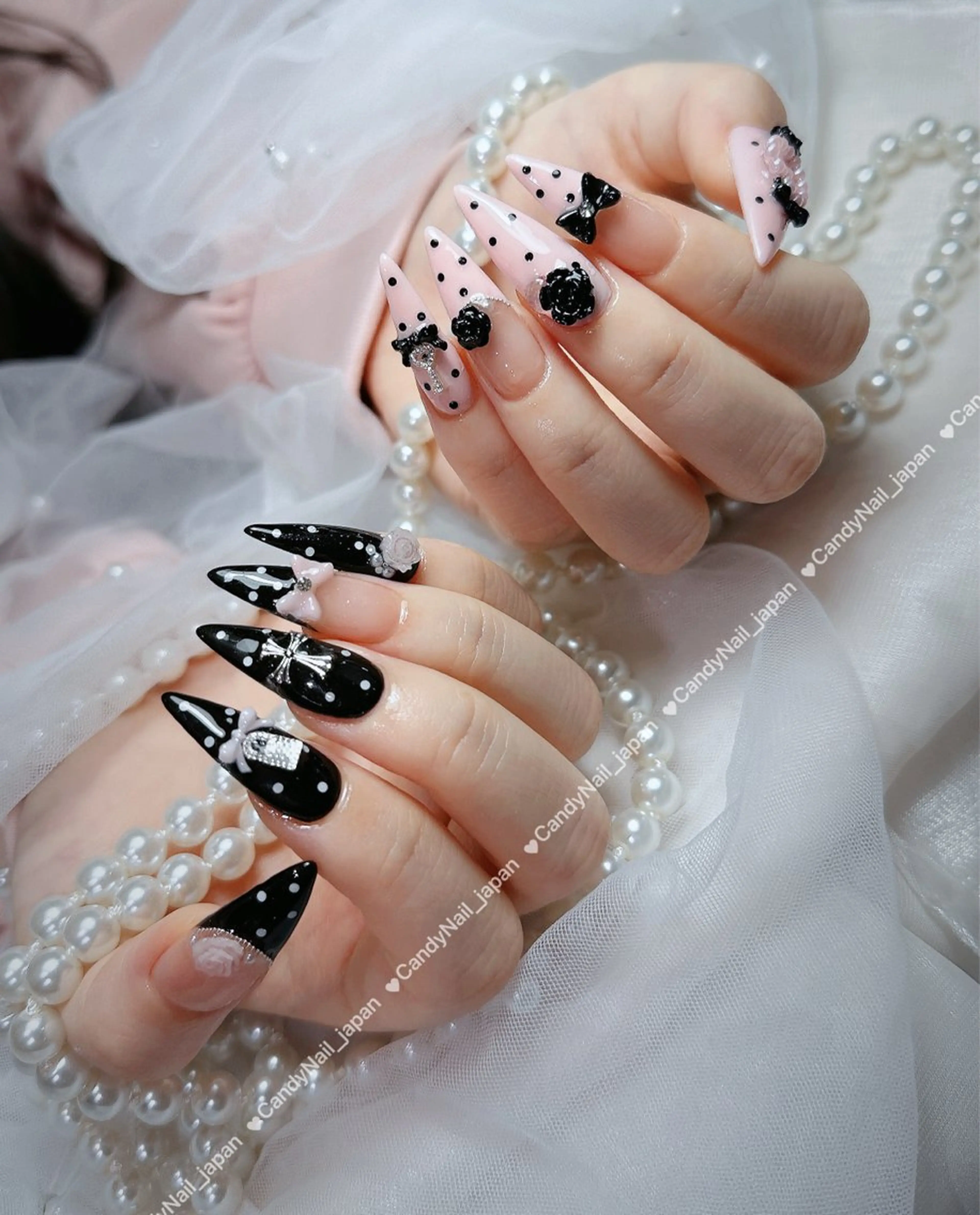 ネイル キラキラネイル マグネットネイル ぷっくりネイル 春ネイル ワンホンネイル ハンドネイル Candy Nailのネイルデザイン