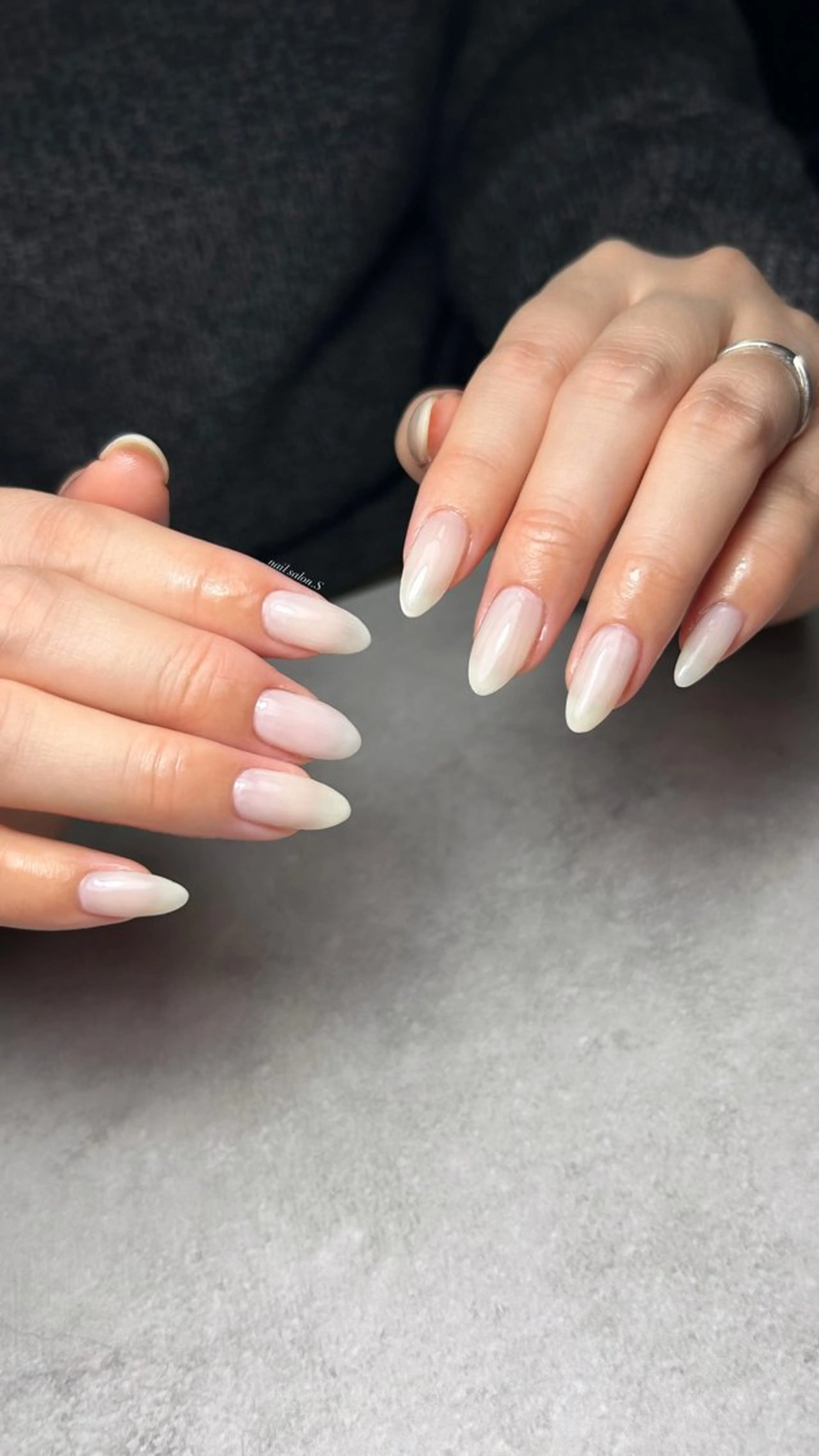 ネイル ワンカラーネイル ハンドネイル 関山 志乃のネイルデザイン