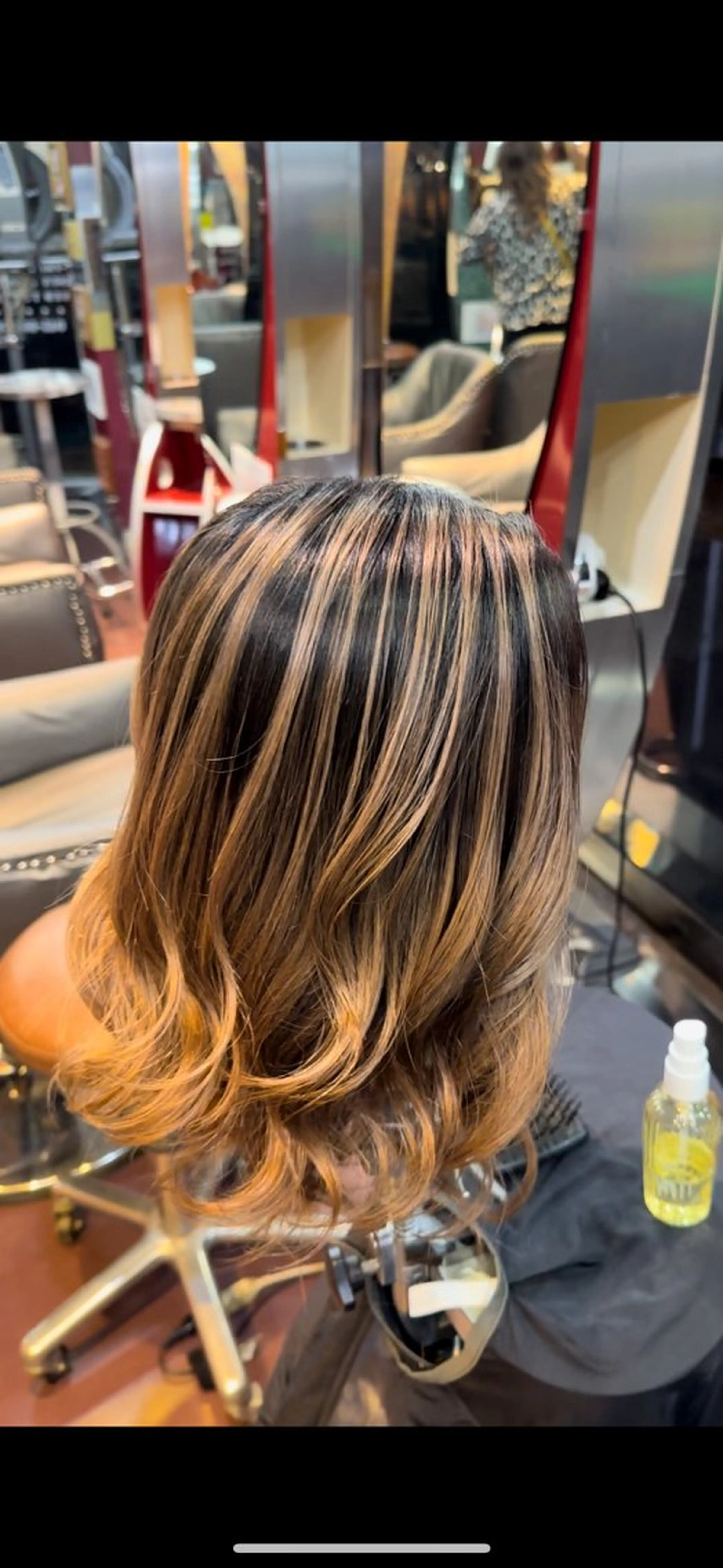 カラー レイヤーカット/ カラー/長谷恵花のヘアスタイル