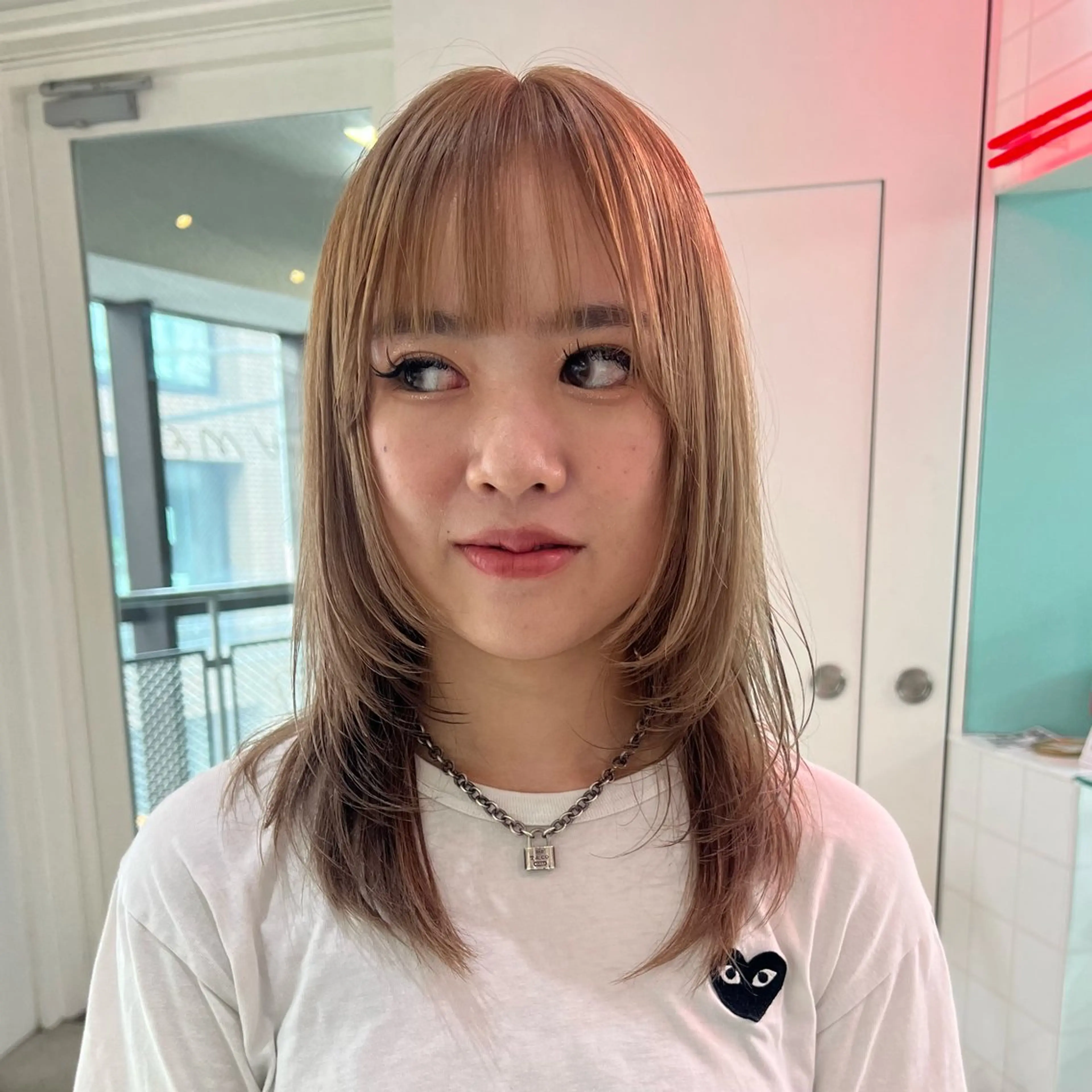 ミディアム カラー パーマ ヘアアレンジ メンズ キッズ 🧨ブリーチー×ボブ レイヤー💎じゅえるのヘアスタイル