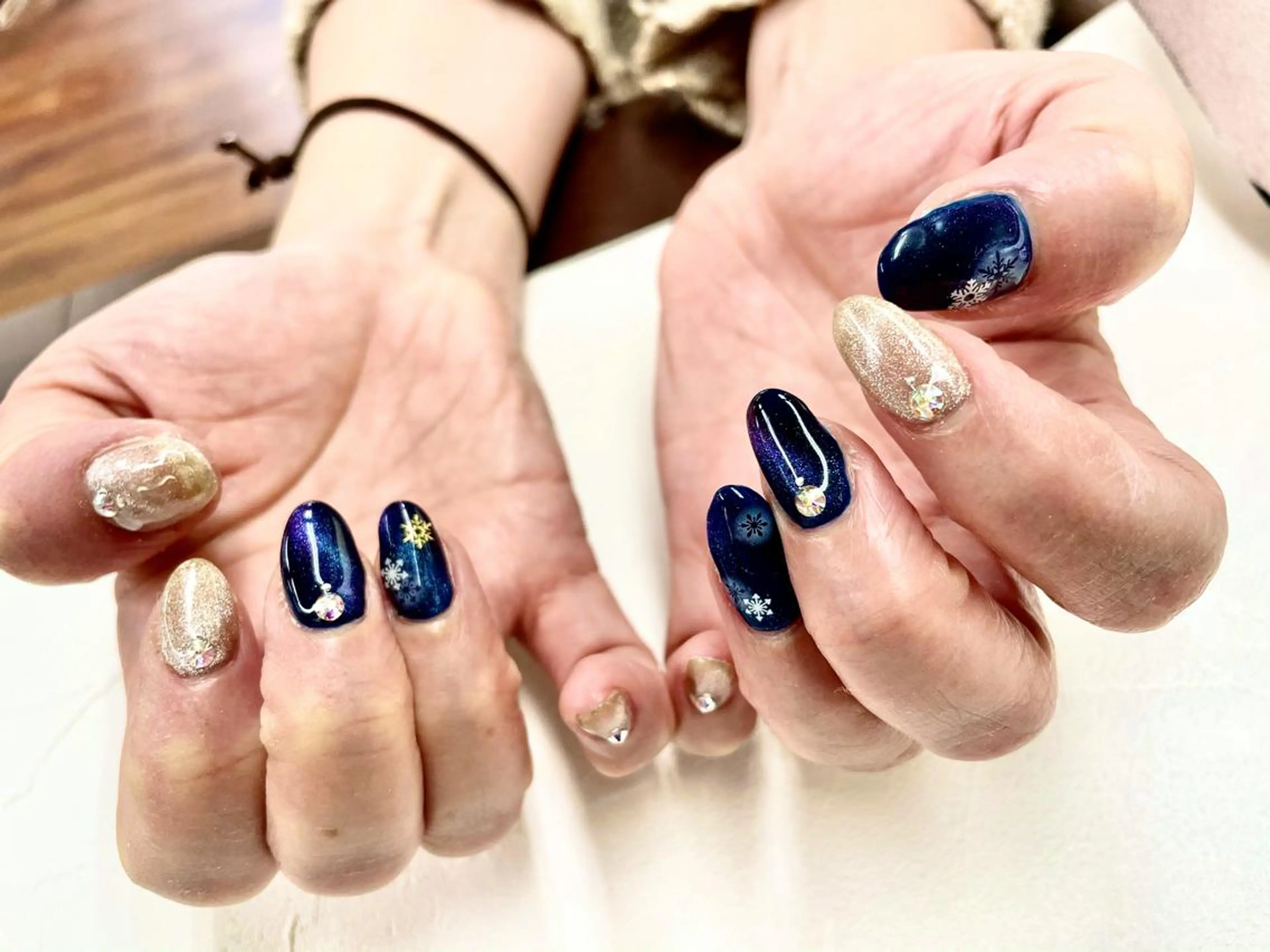 ネイル マグネットネイル FASTNAIL PLUS 新宿店のネイルデザイン