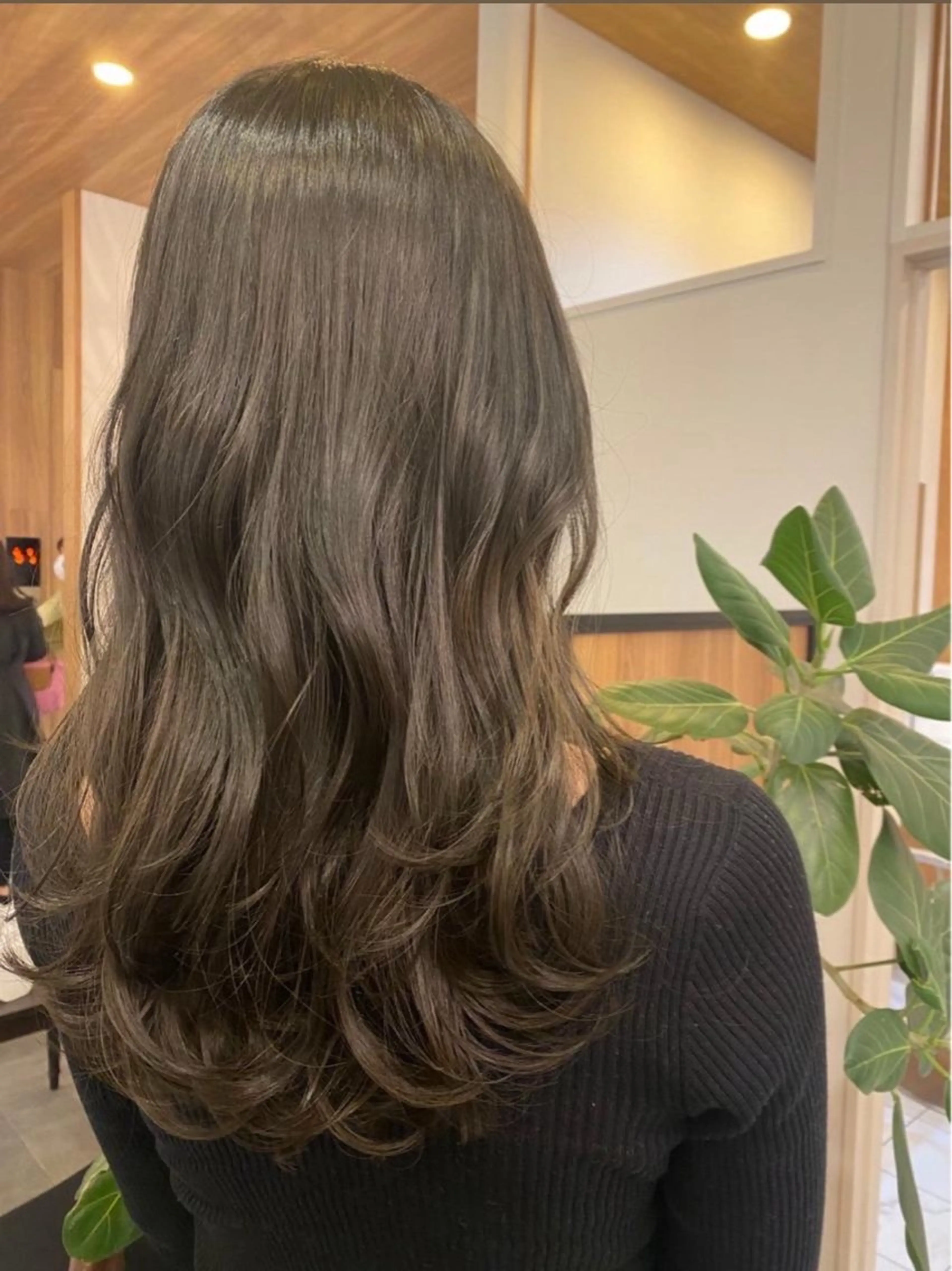 セミロング カラー ヘアカラー 池見 円花🌷のヘアスタイル