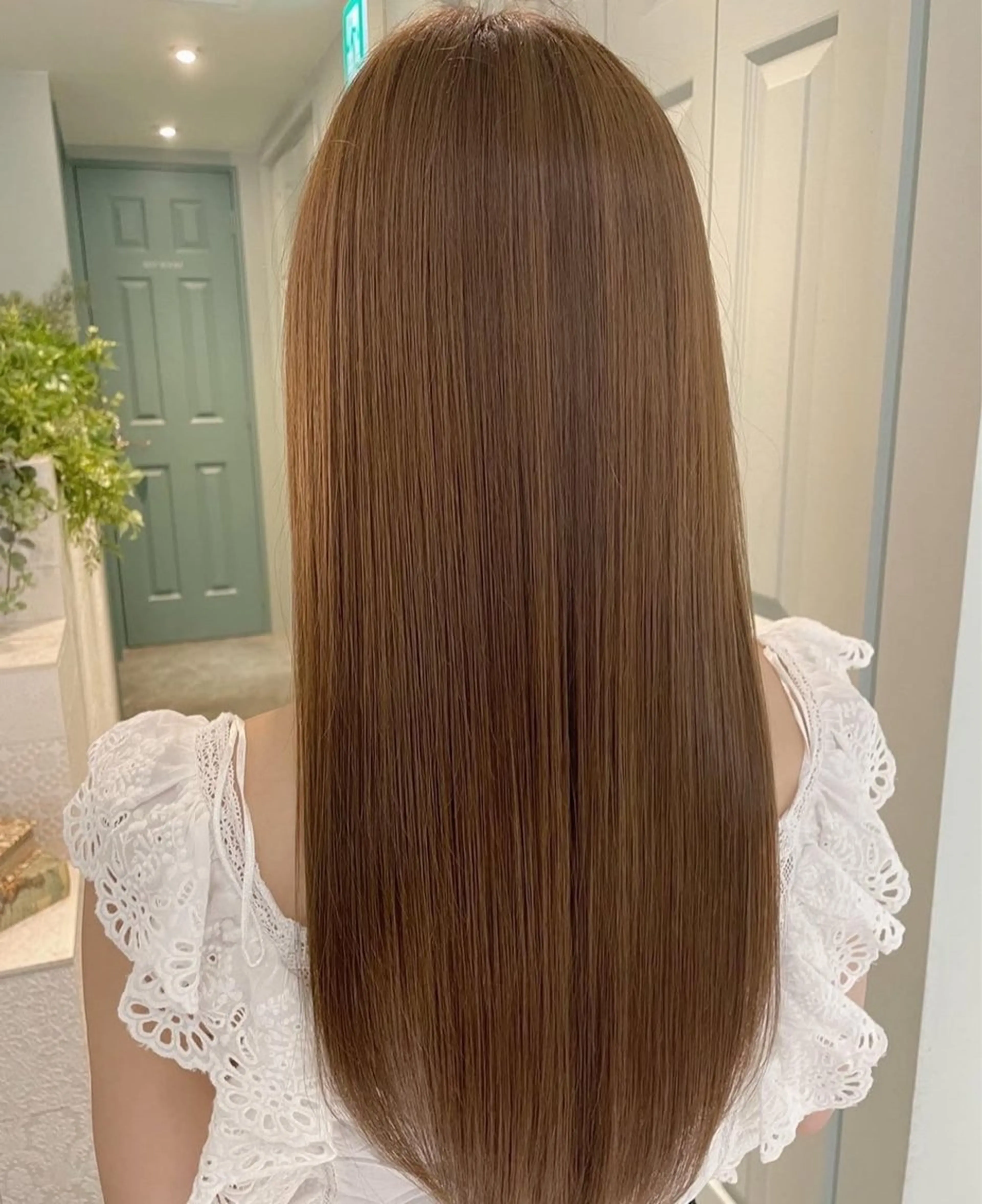 ロング ヘアカラー トリートメント 浅井 琥珀のヘアスタイル