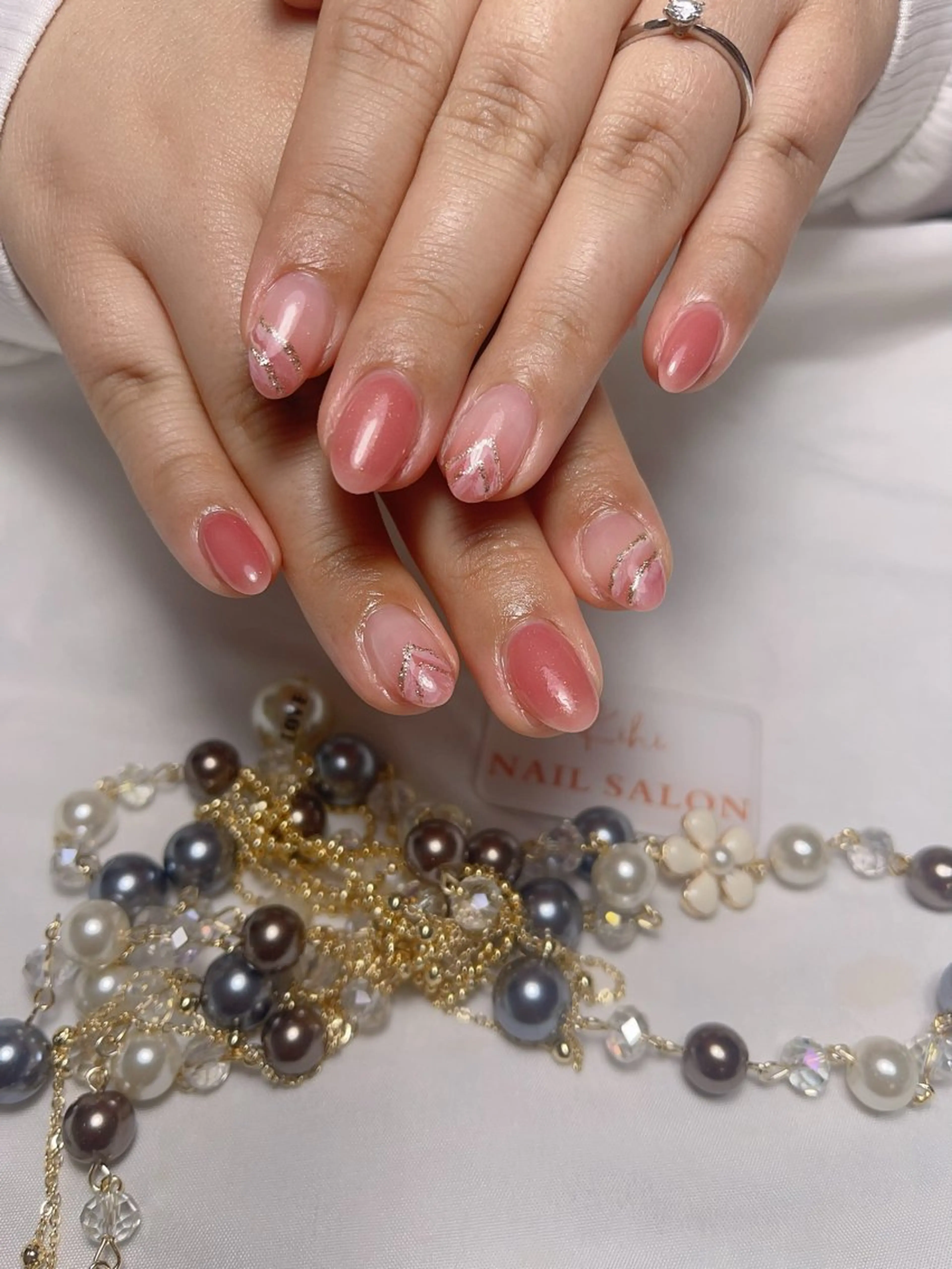 ネイル アートネイル フレンチネイル ジェルネイル グラデーション 韓国ネイル ハンドネイル 💕鈴木ユリ パラジェル/オフ無料のネイルデザイン