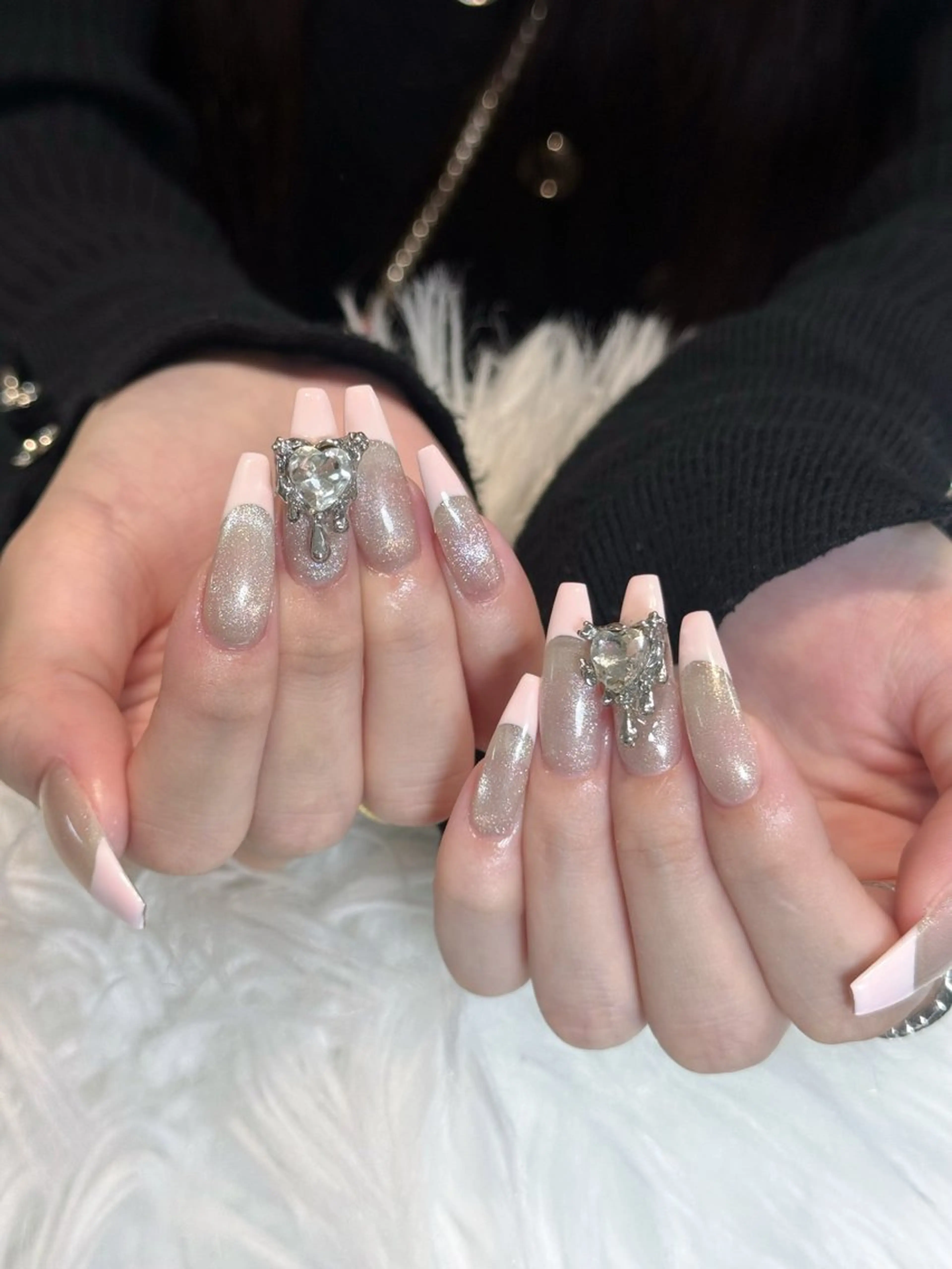 ネイル ボルドー ブラウン チークネイル ドット フットネイル Julli NailStudioのネイルデザイン