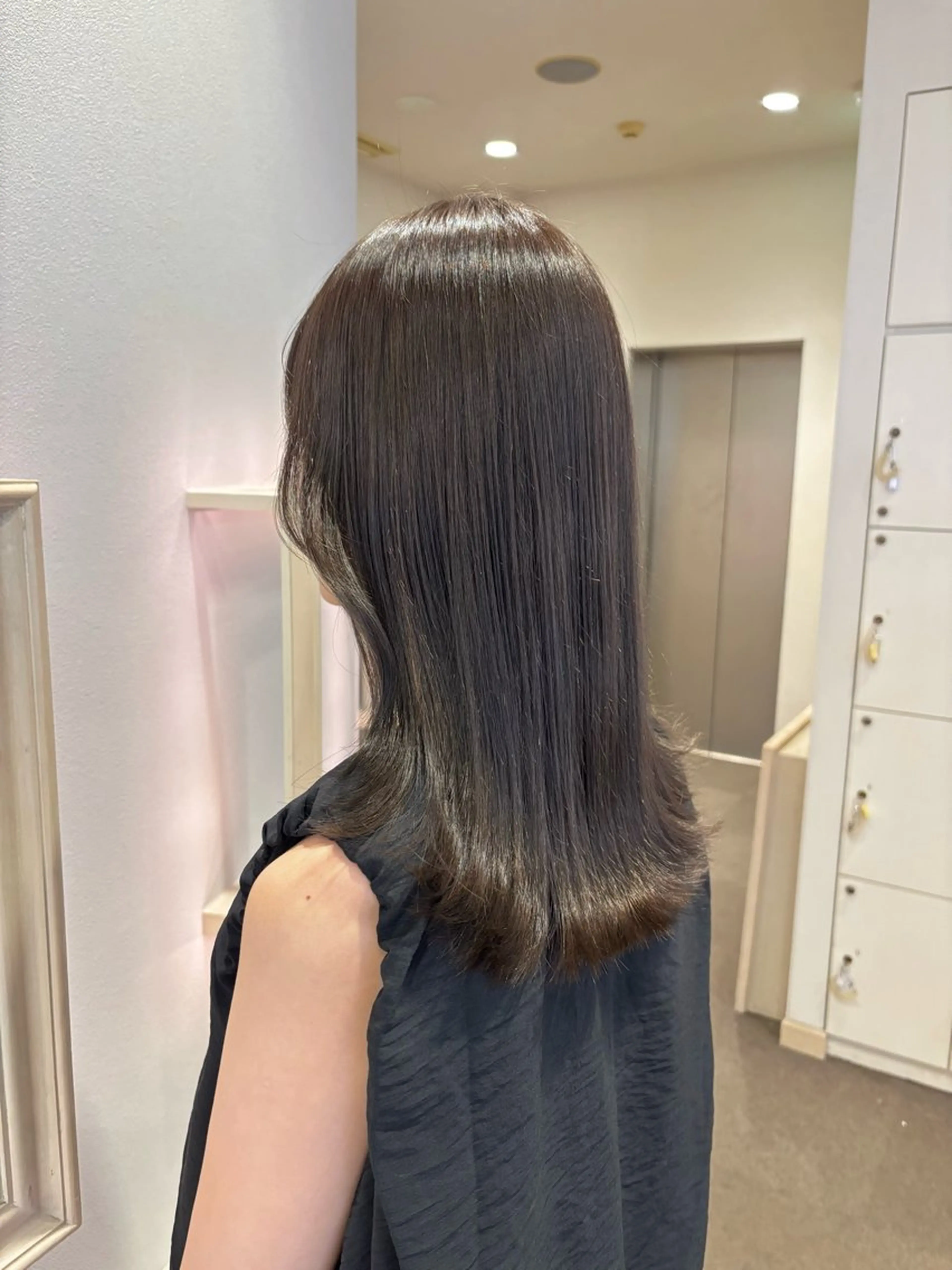 セミロング カラー レイヤーカット カット ヘアカラー トリートメント サソウ ユリエ🥥のヘアスタイル