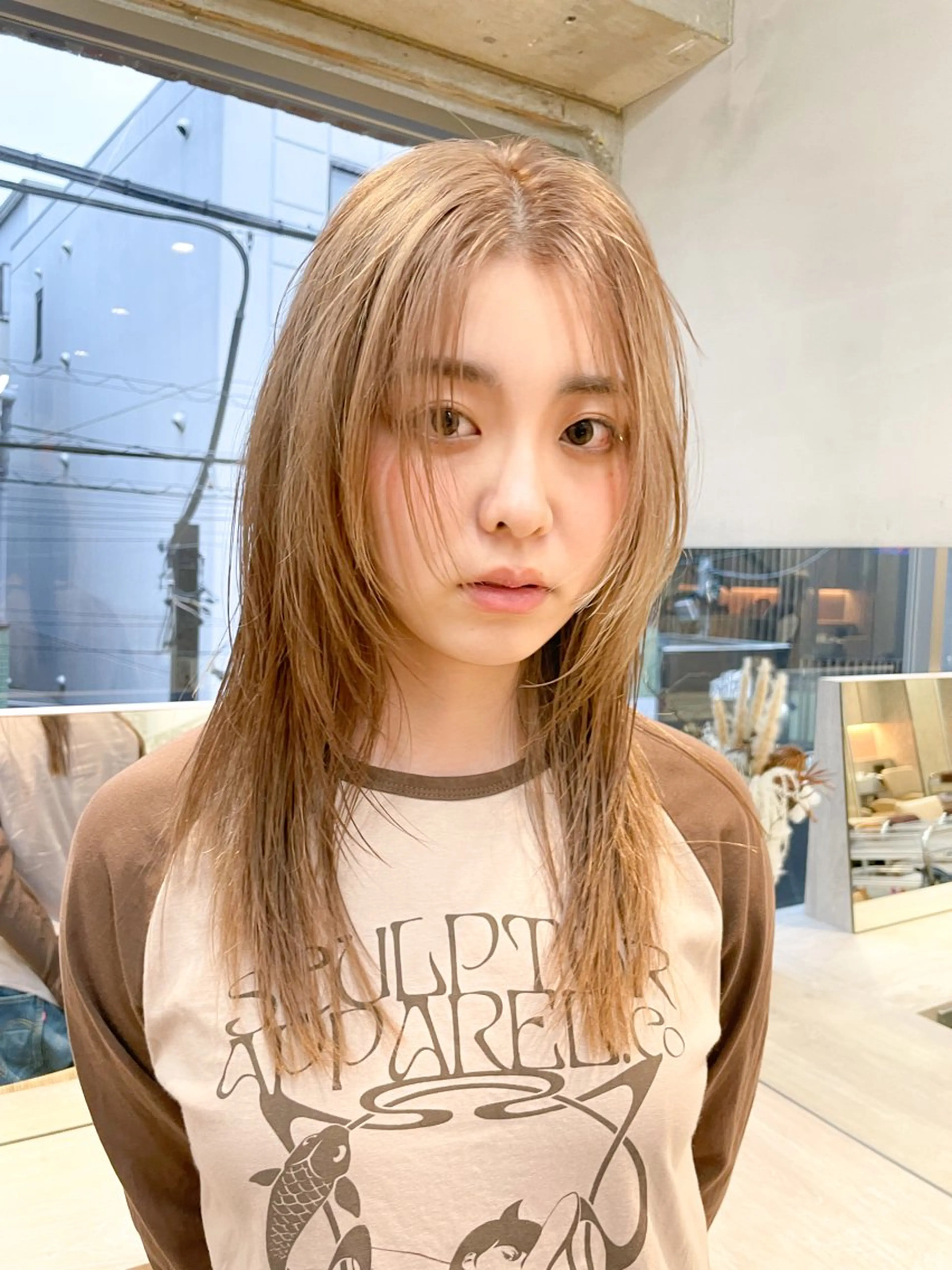 ロング カラー ヘアカラー トリートメント ⭐ハイトーンブリーチ ミルクティーピンクのヘアスタイル