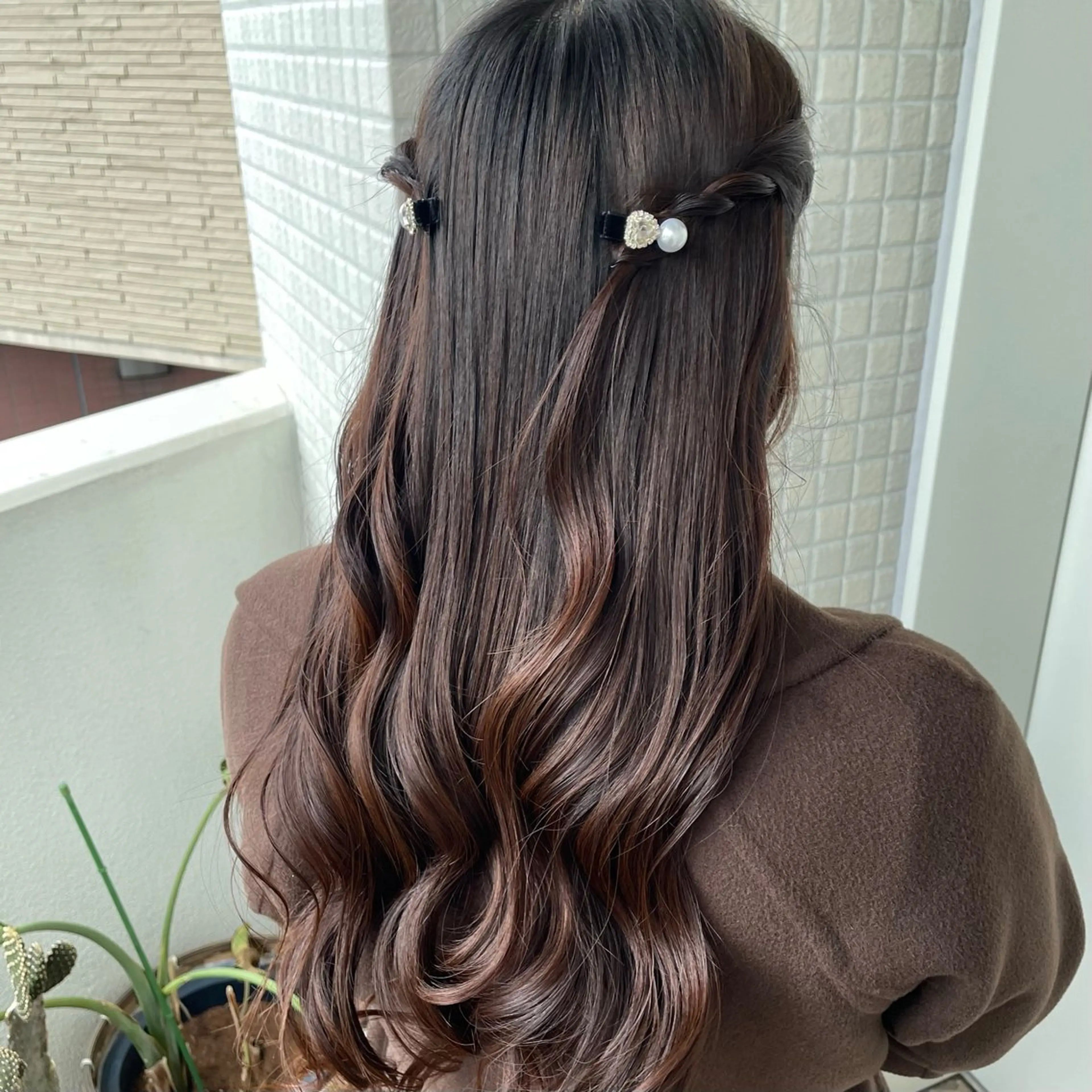 ヘアアレンジ 艶カラー🪡髪質改善 アレンジ🎀airiのヘアスタイル