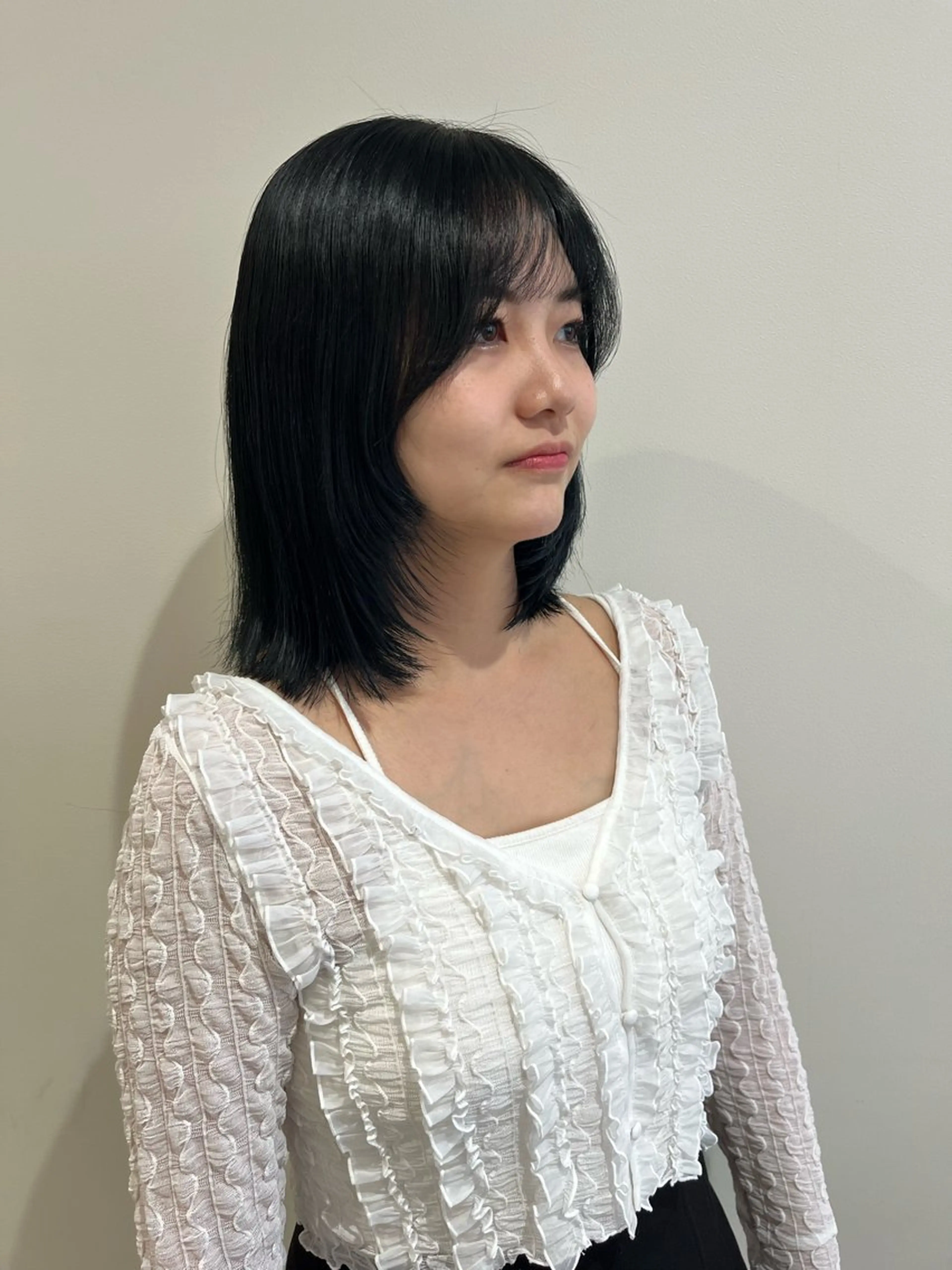 ショート レイヤーカット/ 艶カラー/YUKAのヘアスタイル