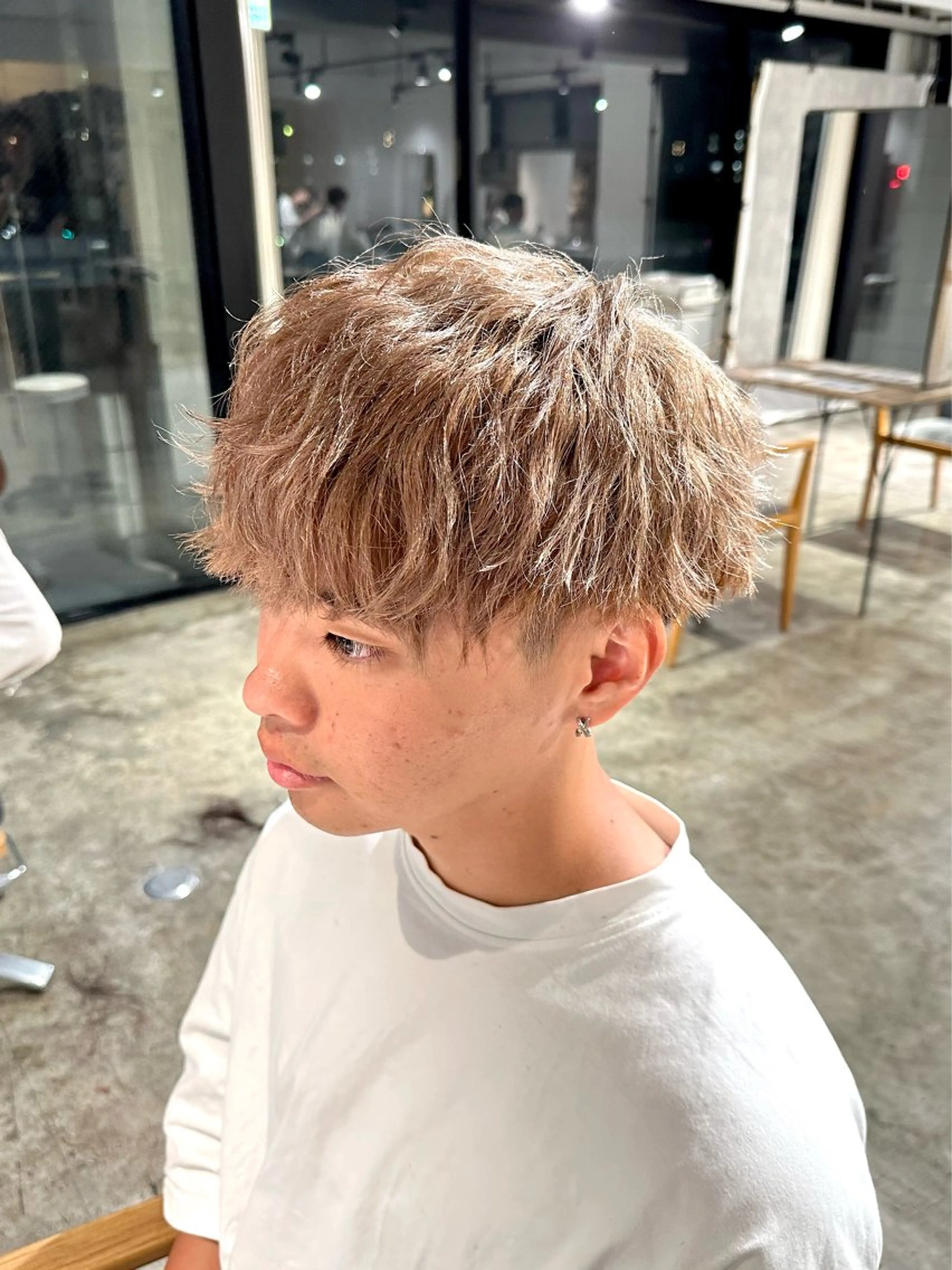 カラー メンズ メンズブリーチ メンズハイトーン マッシュ メンズパーマ ベージュカラー カット ヘアカラー トリートメント 骨格補正施術/メンズ 専門美容師/YUYAのヘアスタイル