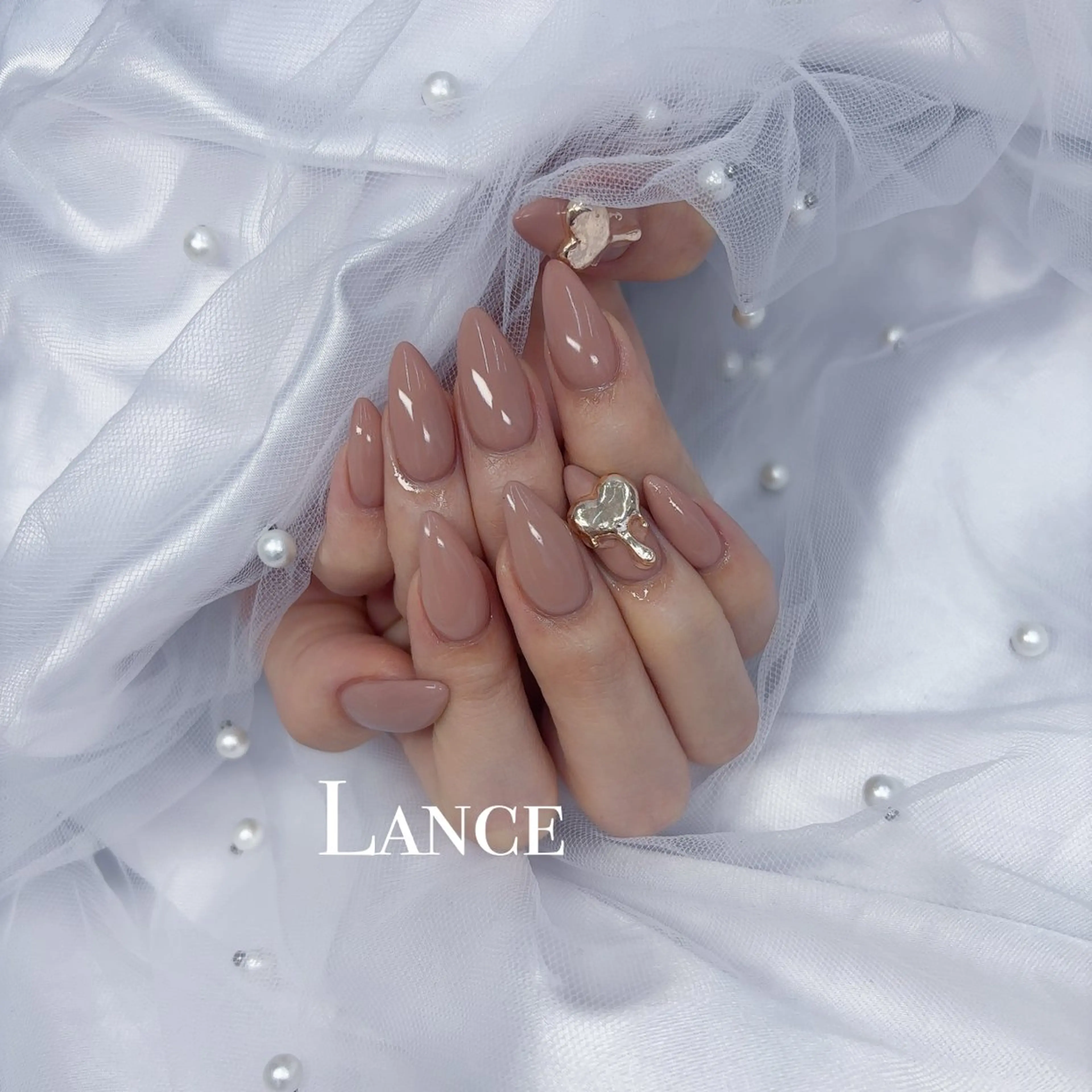 ネイル オーロラネイル フットネイル フレンチネイル ガラスフレンチ 氷ネイル・うるうるネイル ハンドネイル Lance nailのネイルデザイン