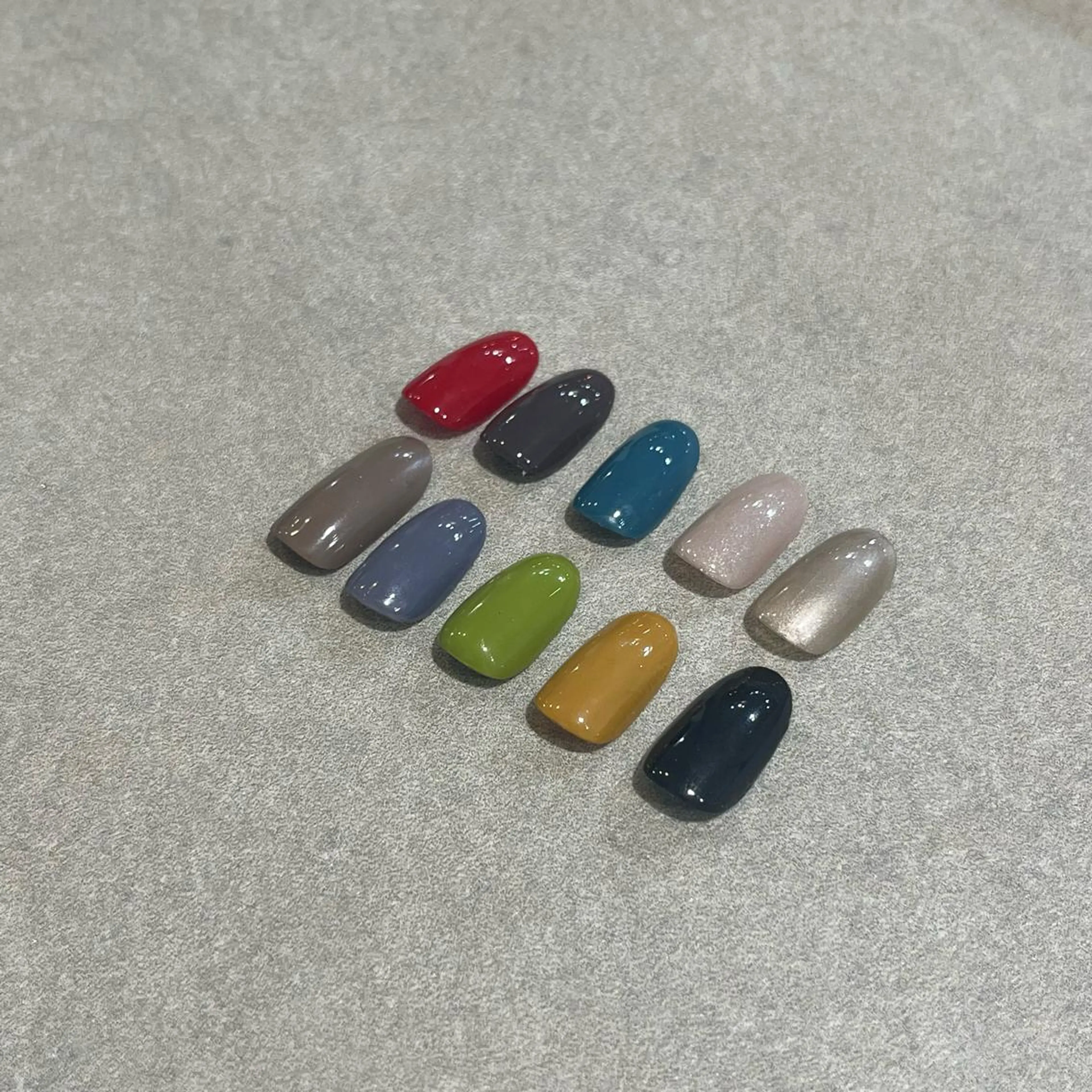 ネイル favori 名古屋 林のマツエク・マツパデザイン