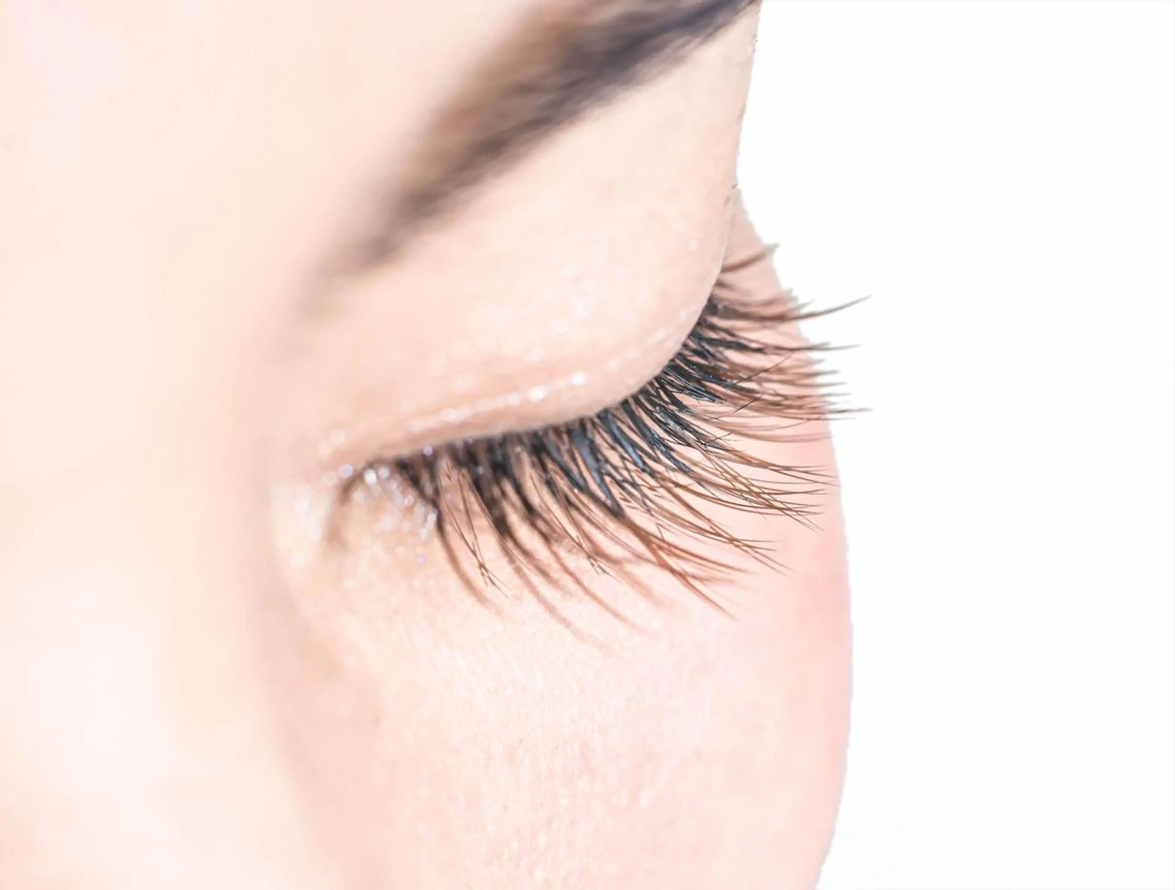 マツエク・マツパ カラーマツエク BE CAREの眉毛・アイブロウイメージ