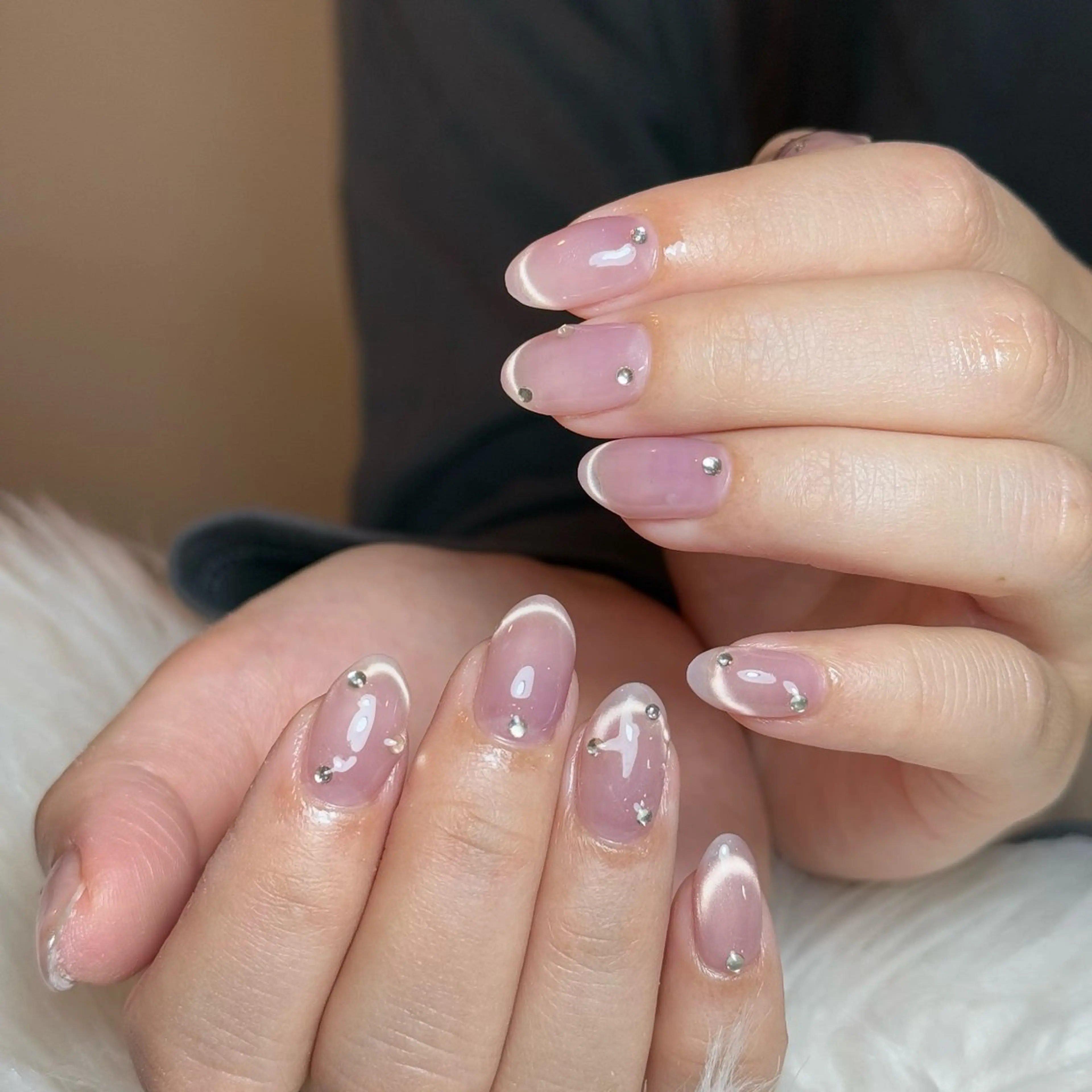 ネイル チークネイル フレンチネイル グラデーション キラキラネイル 韓国ネイル ハンドネイル Risa_ Nailのネイルデザイン