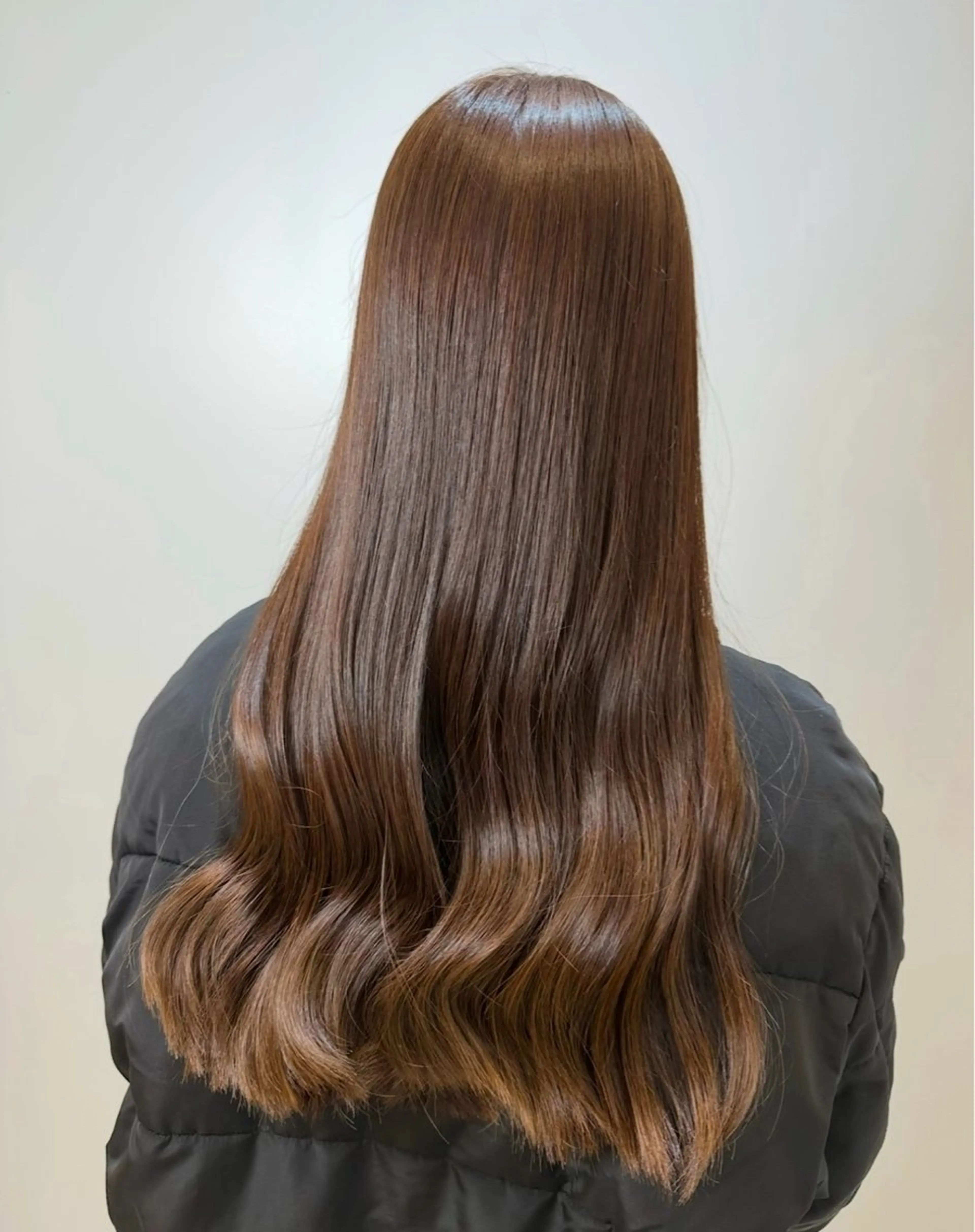 ロング カラー カット ヘアカラー トリートメント 透明感ブラウンカラー 🫧レイヤー🩰好実のヘアスタイル