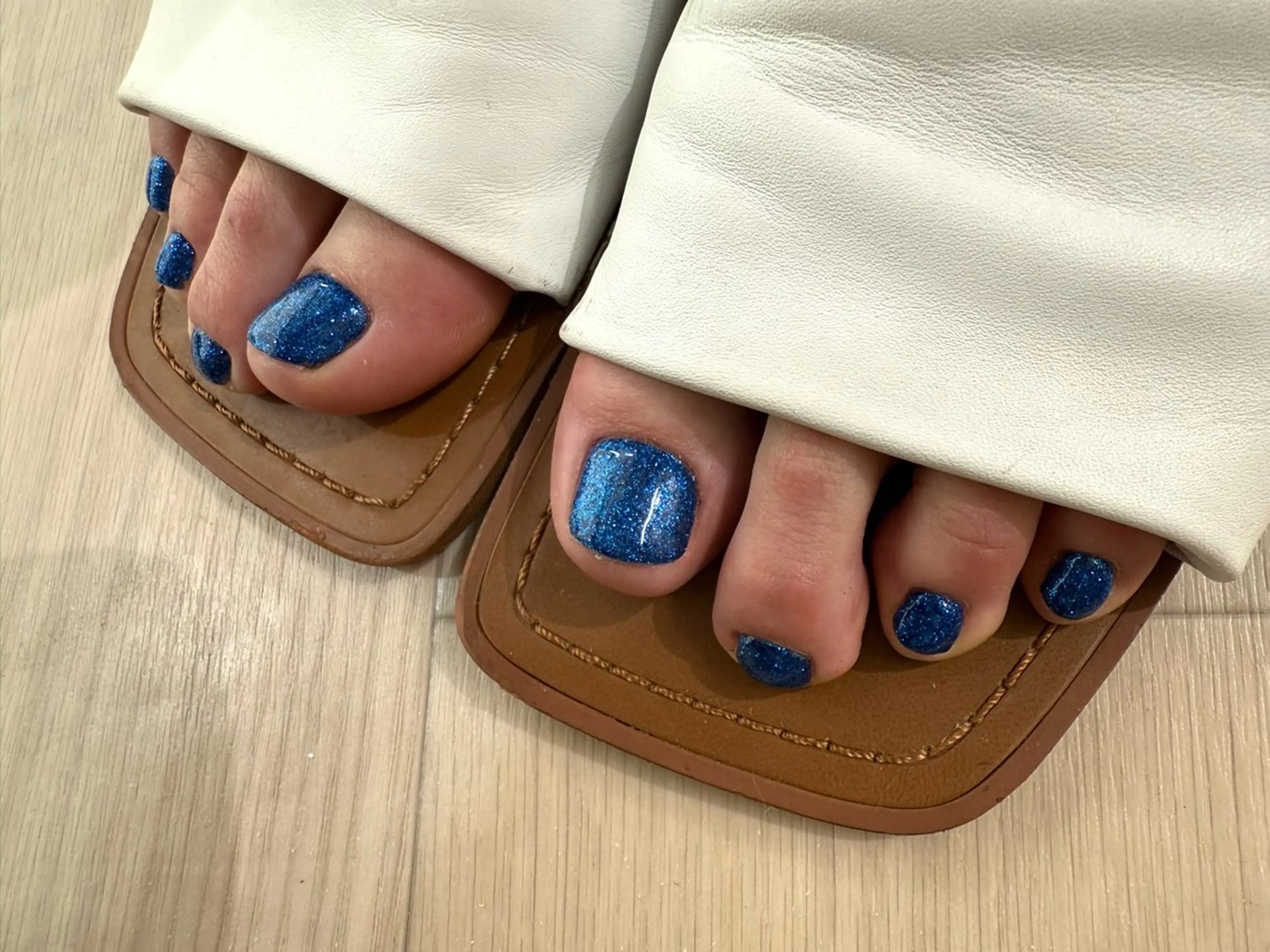 ネイル 小野里 七海のネイルデザイン