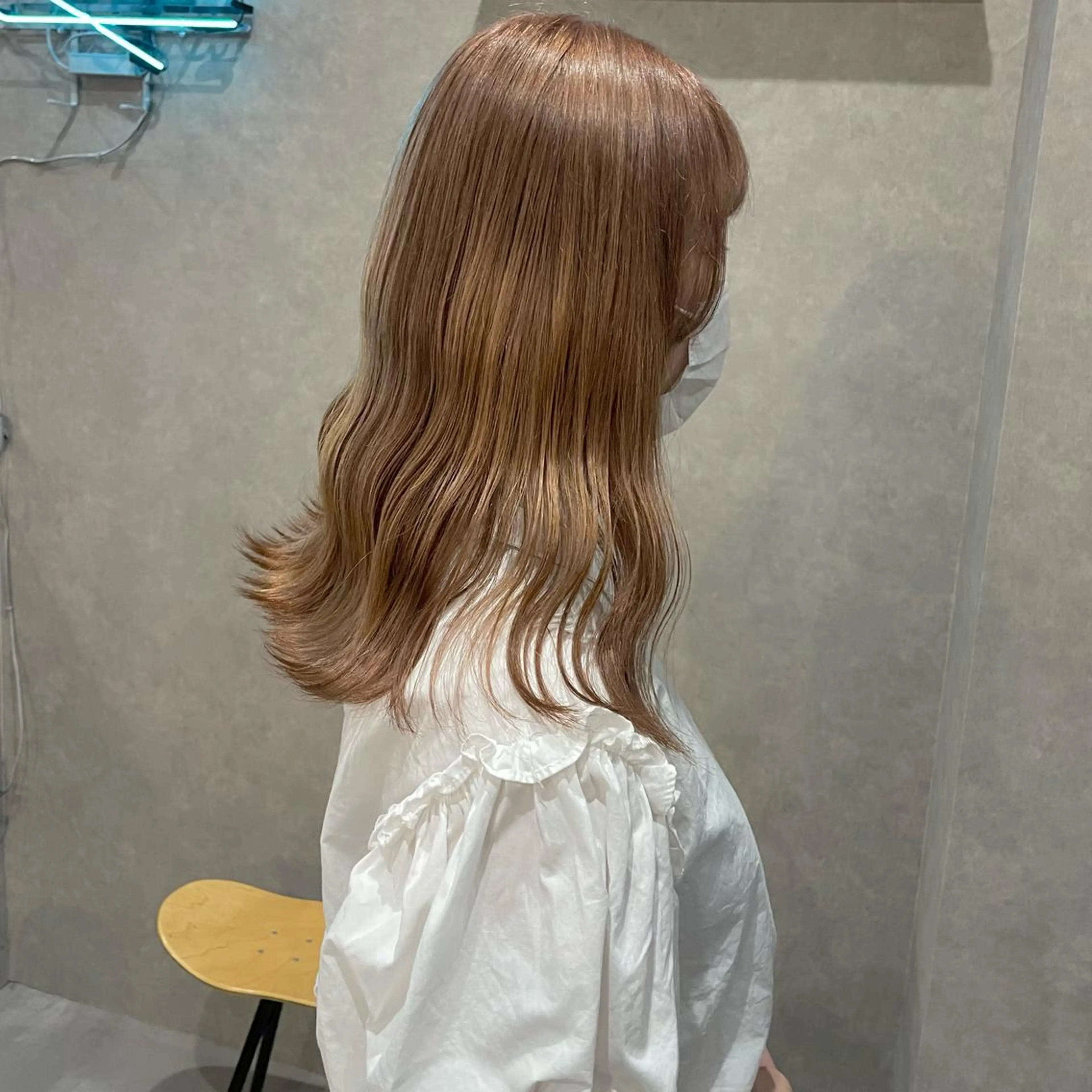 セミロング カラー はちすか るかのヘアスタイル