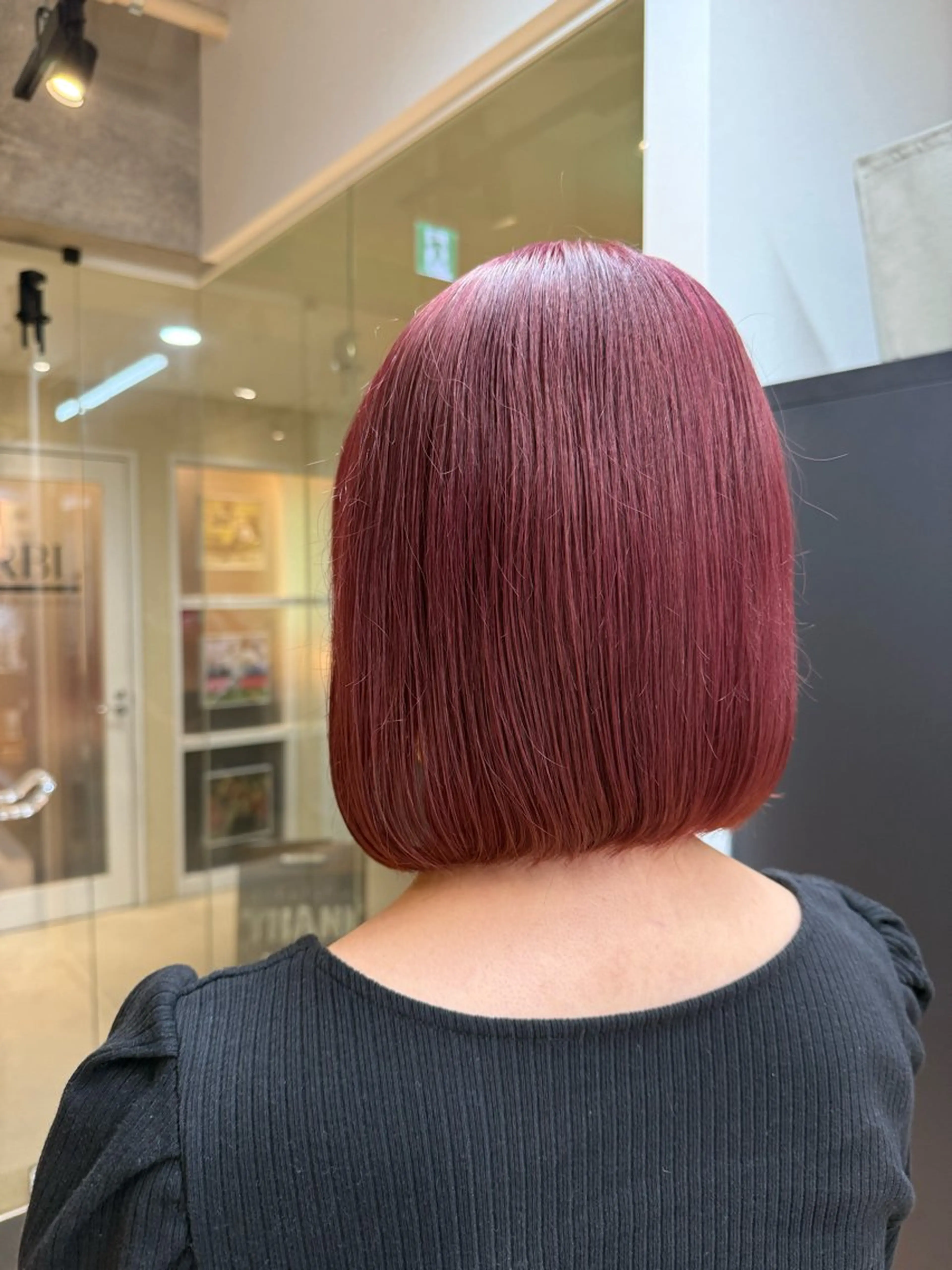 ショート カラー ブラウンカラー ピンクカラー ピンクブラウン ボブ カット ヘアカラー 吉川 慶斗のヘアスタイル