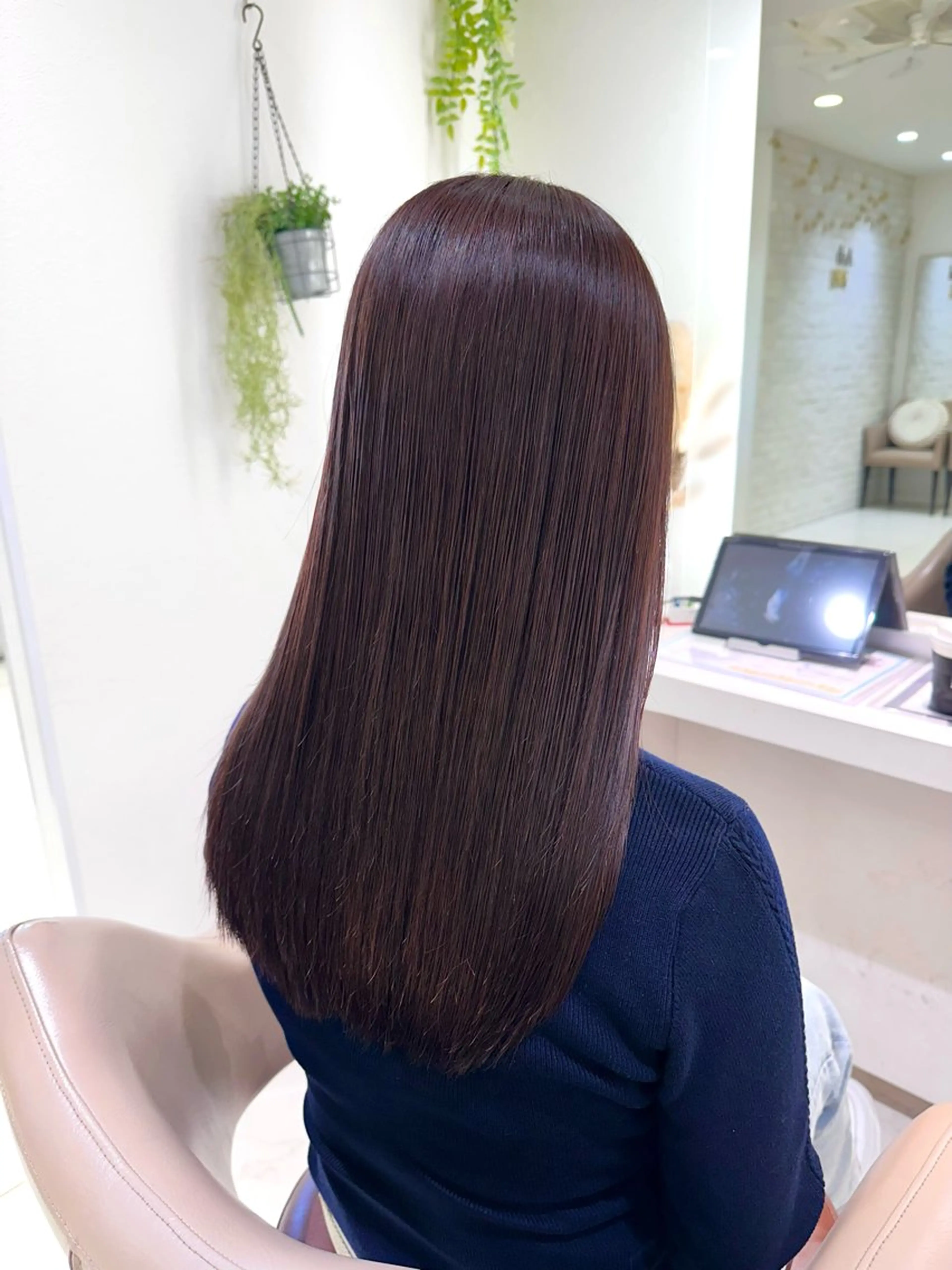 ロング 髪質改善 安井　昴 💫ブリーチ縮毛矯正のヘアスタイル