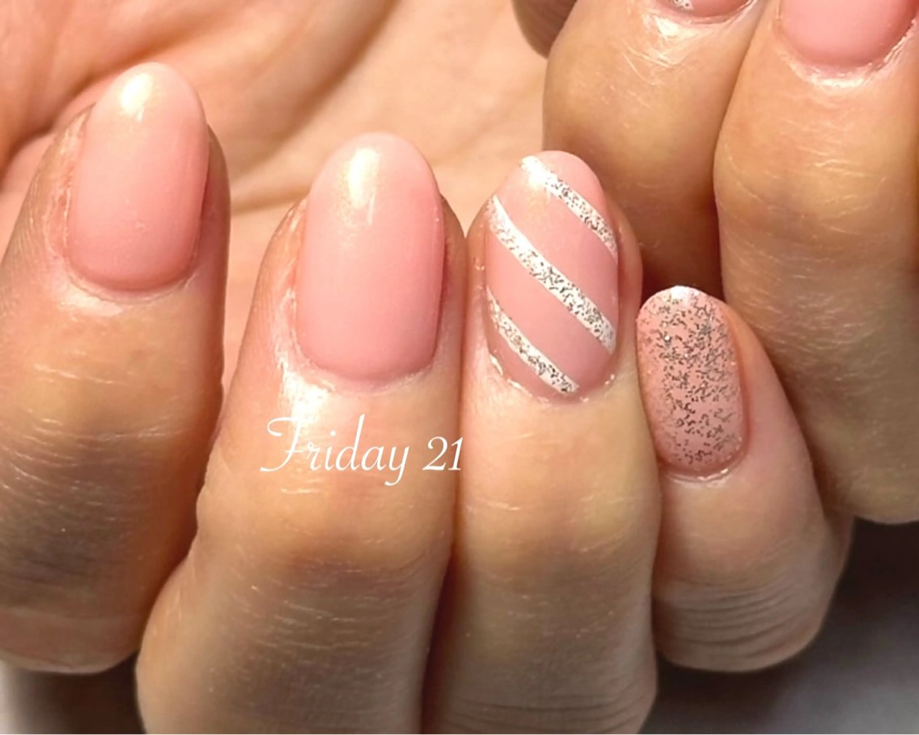 ネイル ネイルサロン Friday 21のネイルデザイン