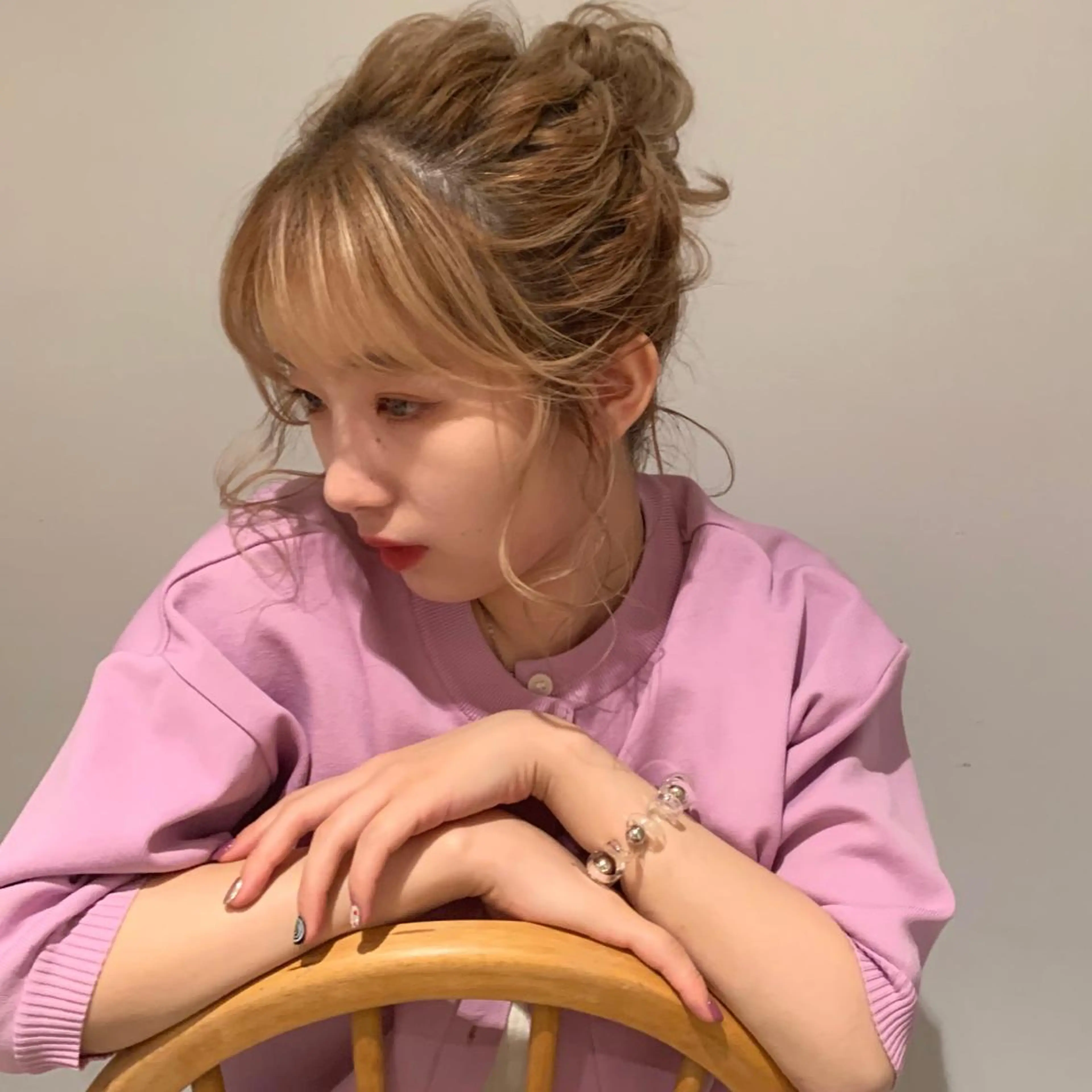 ミディアム カラー ヘアアレンジ 🎀taro ブリーチなしカラーのヘアスタイル