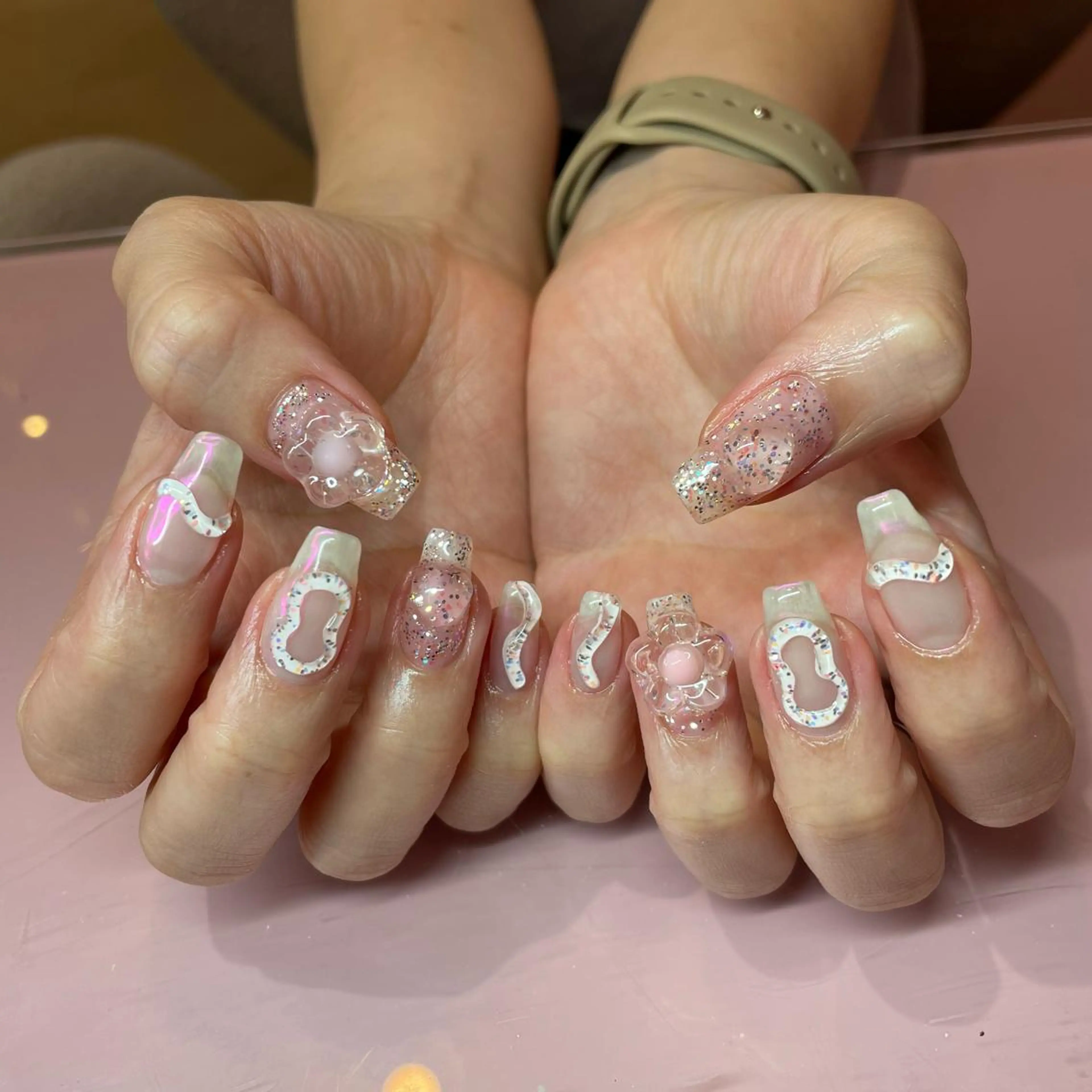 ネイル ハンドネイル フットネイル RUKA 美容院×ネイリストのヘアスタイル