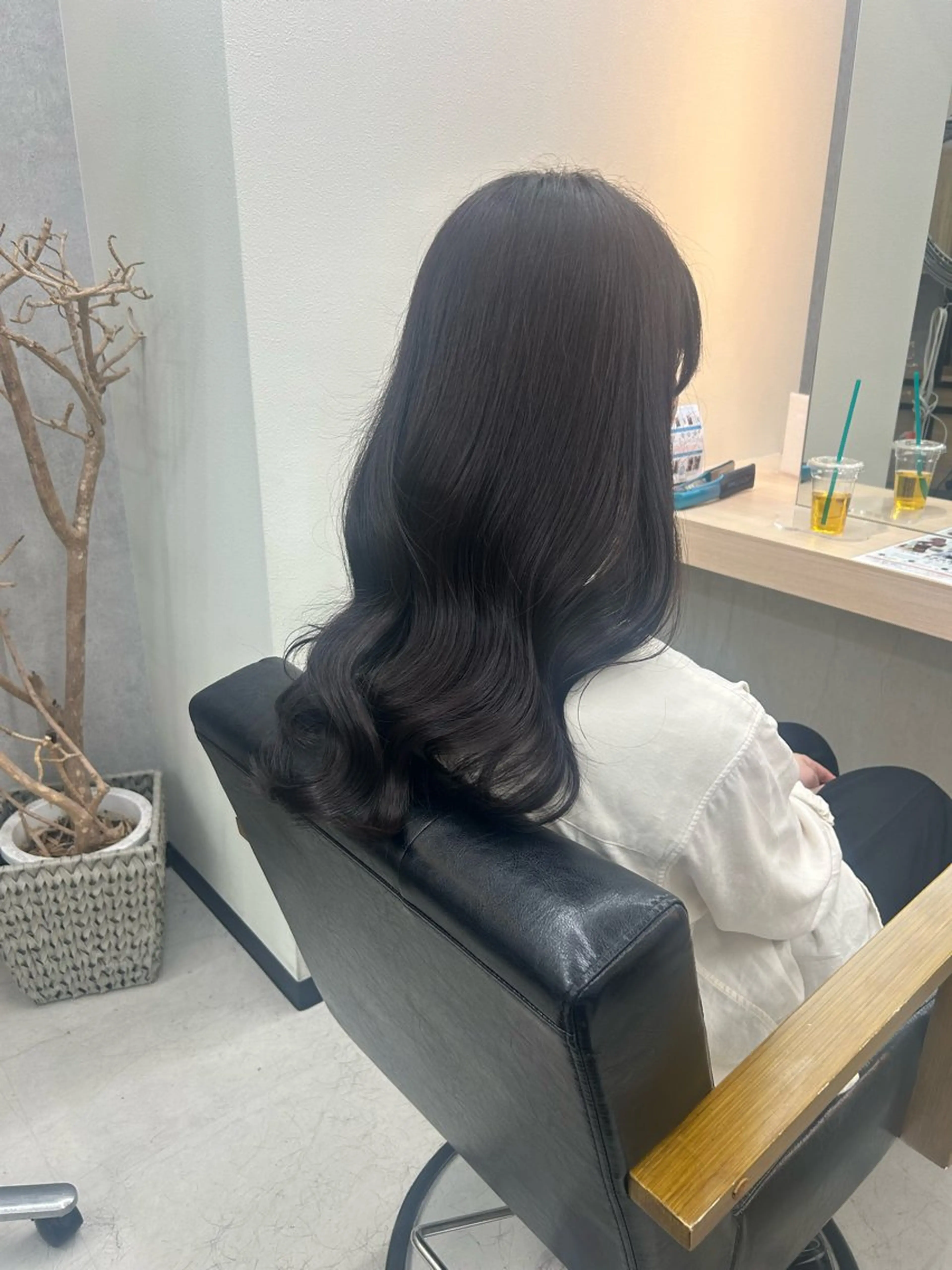 ロング カラー カット ヘアカラー ALEAP 小島 桜のヘアスタイル