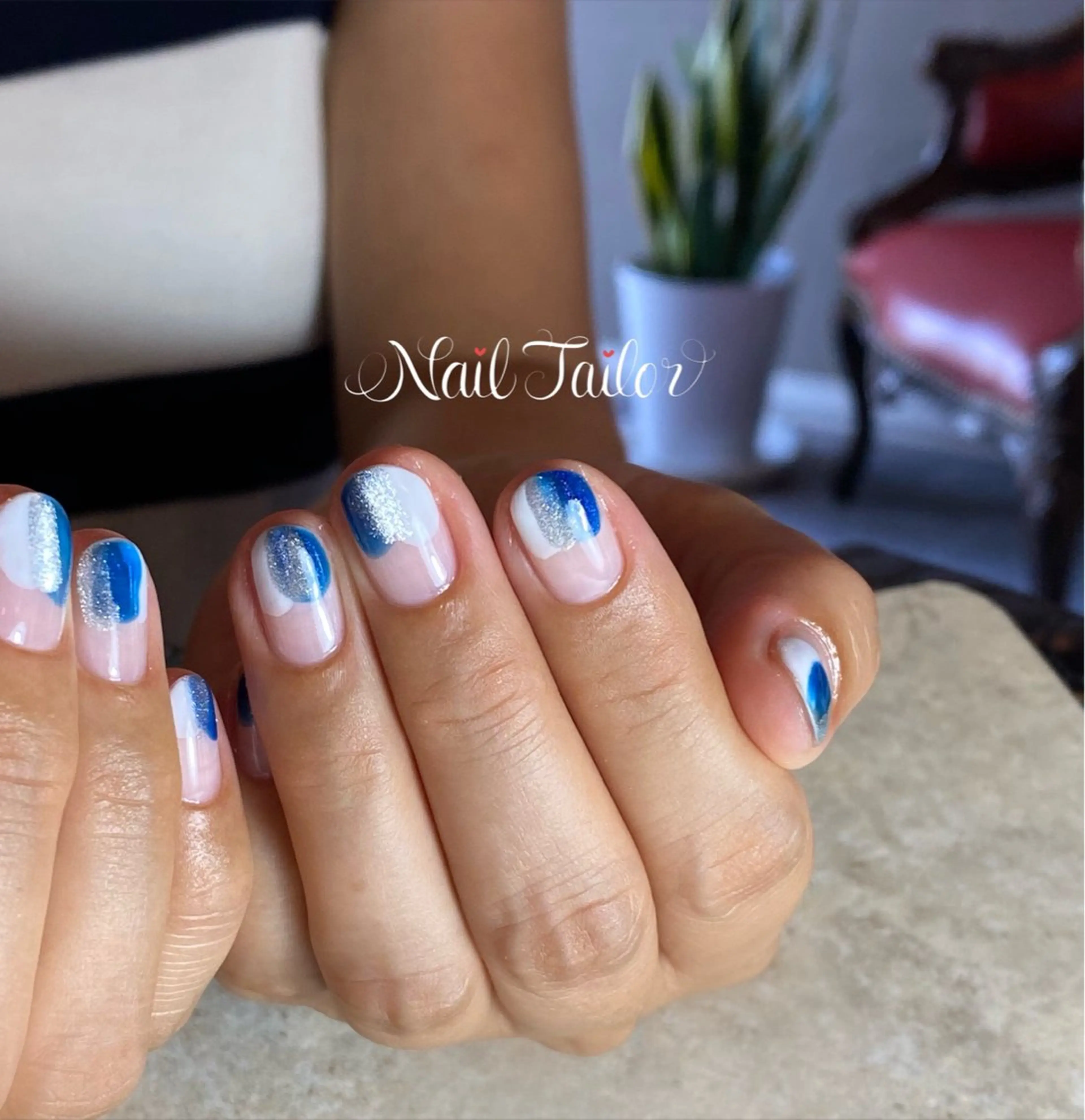 ネイル ブルー 長さ出し ジェルネイル マグネットネイル ニュアンスネイル ハンドネイル NailTailor ネイルテイラーのネイルデザイン