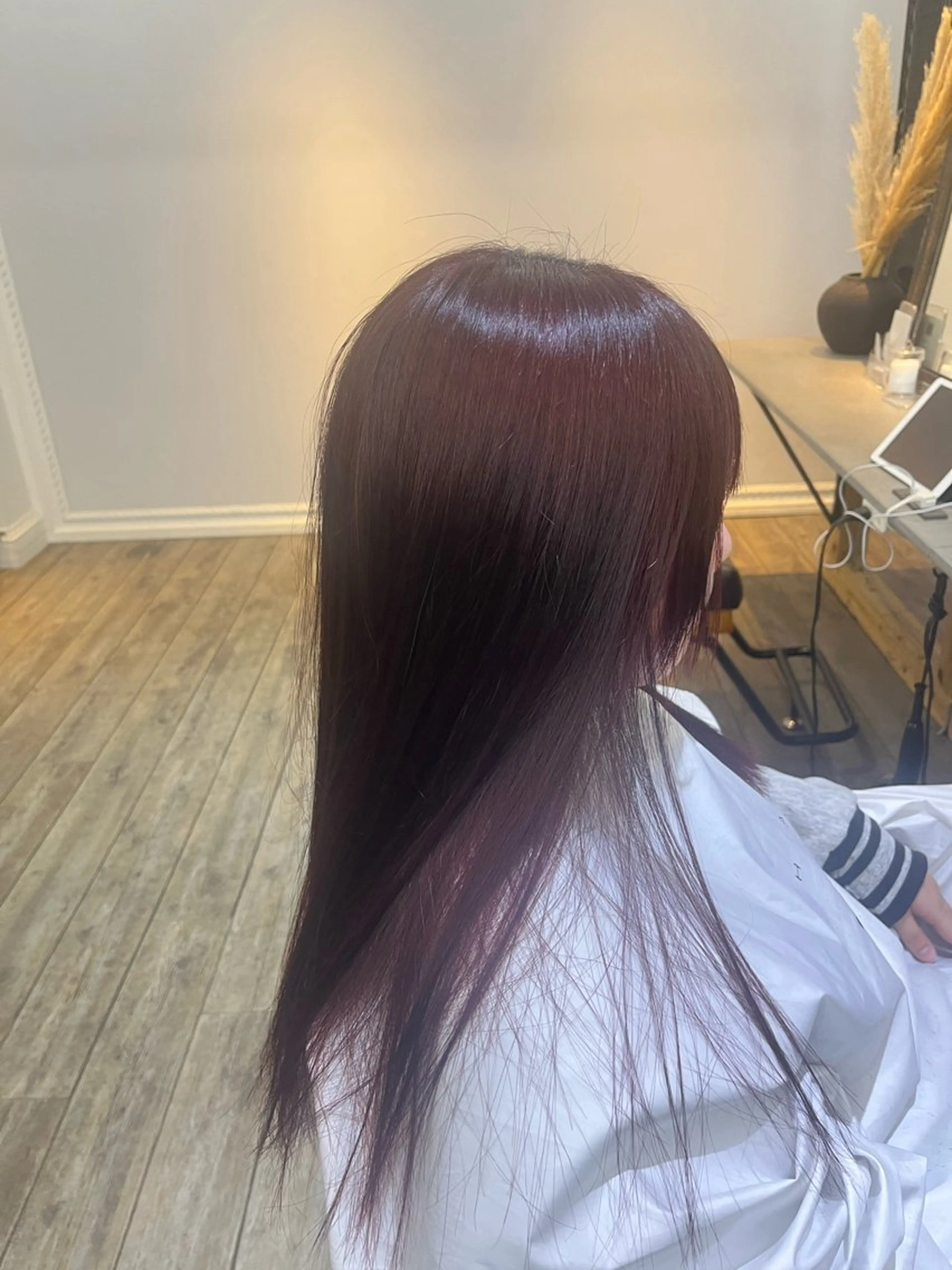 ロング カラー 逢坂 智也のヘアスタイル