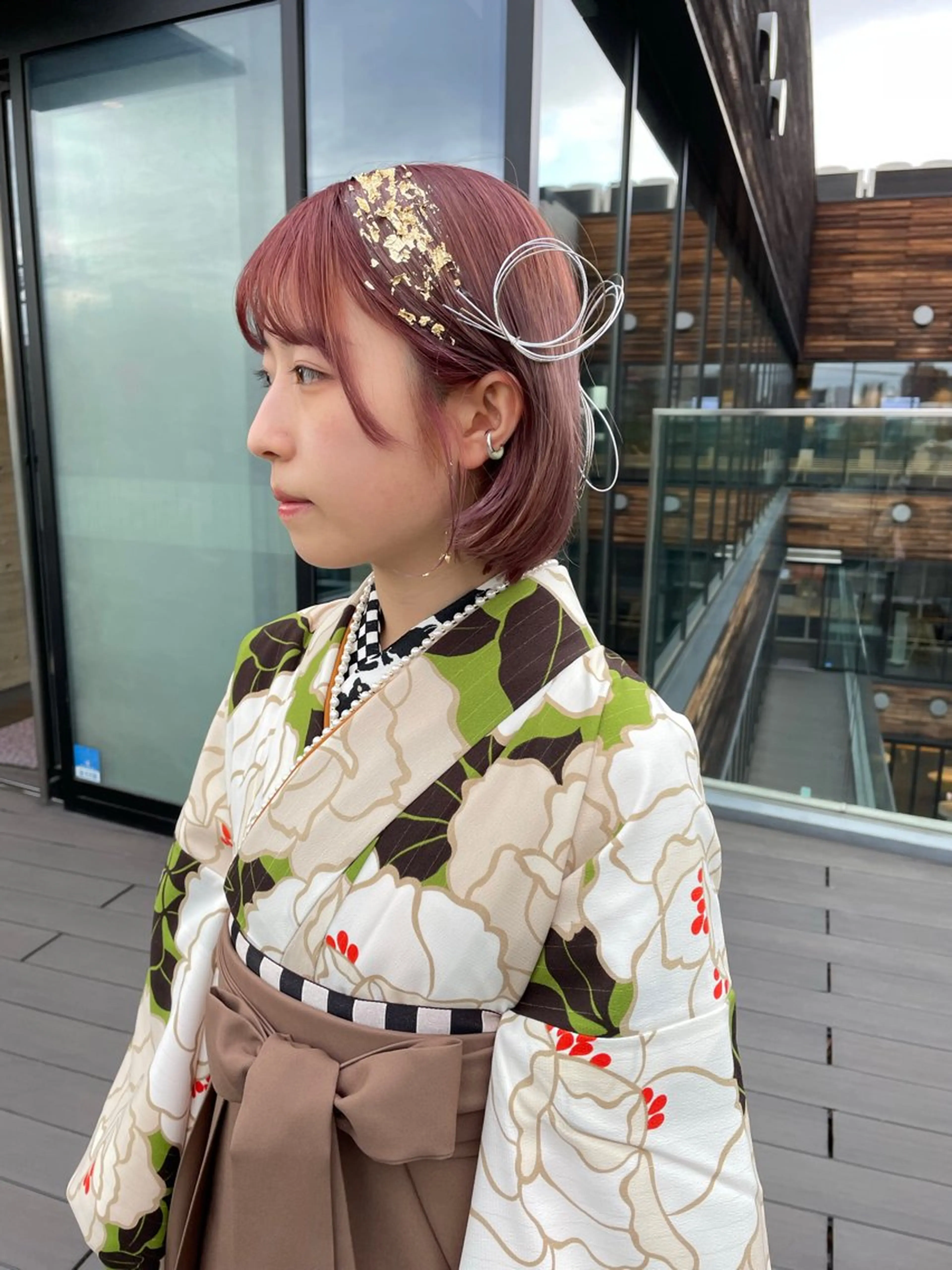 ショート ヘアアレンジ Yui. レイヤー/パーマのヘアスタイル