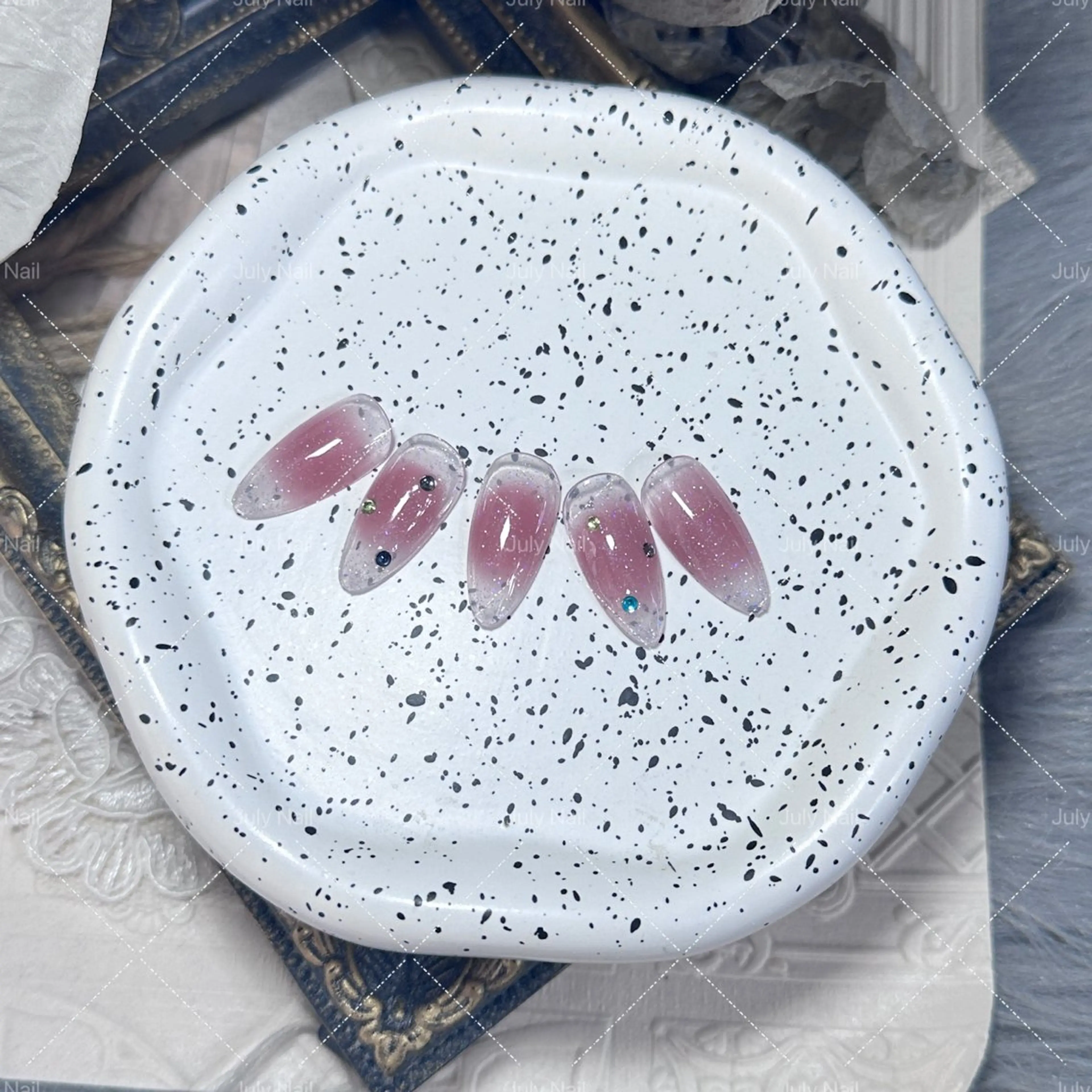 ネイル July Nailのネイルデザイン