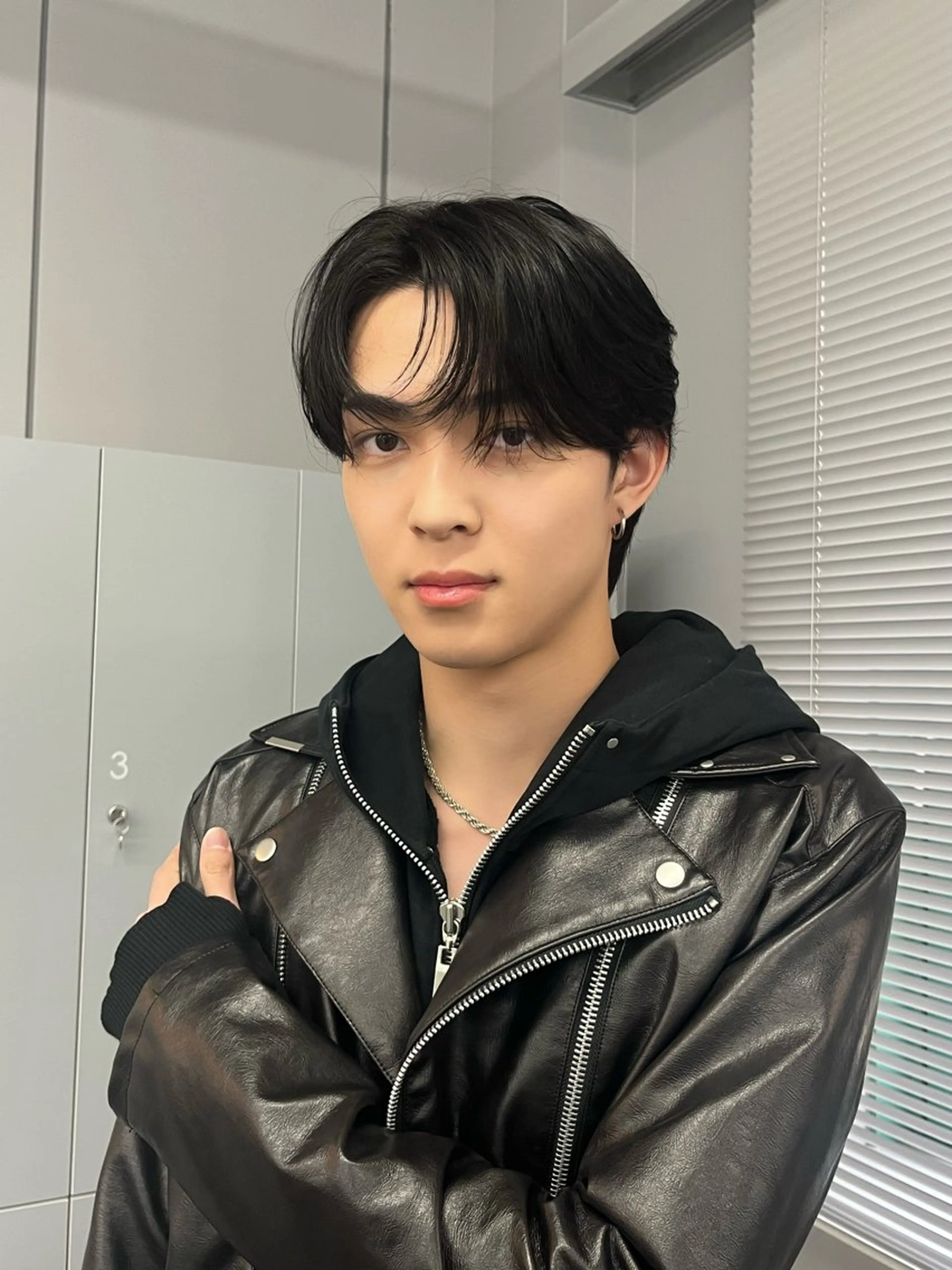 メンズ センターパート カット NARE所属・アイカ🐺 ナチュラル韓国ヘアのヘアスタイル